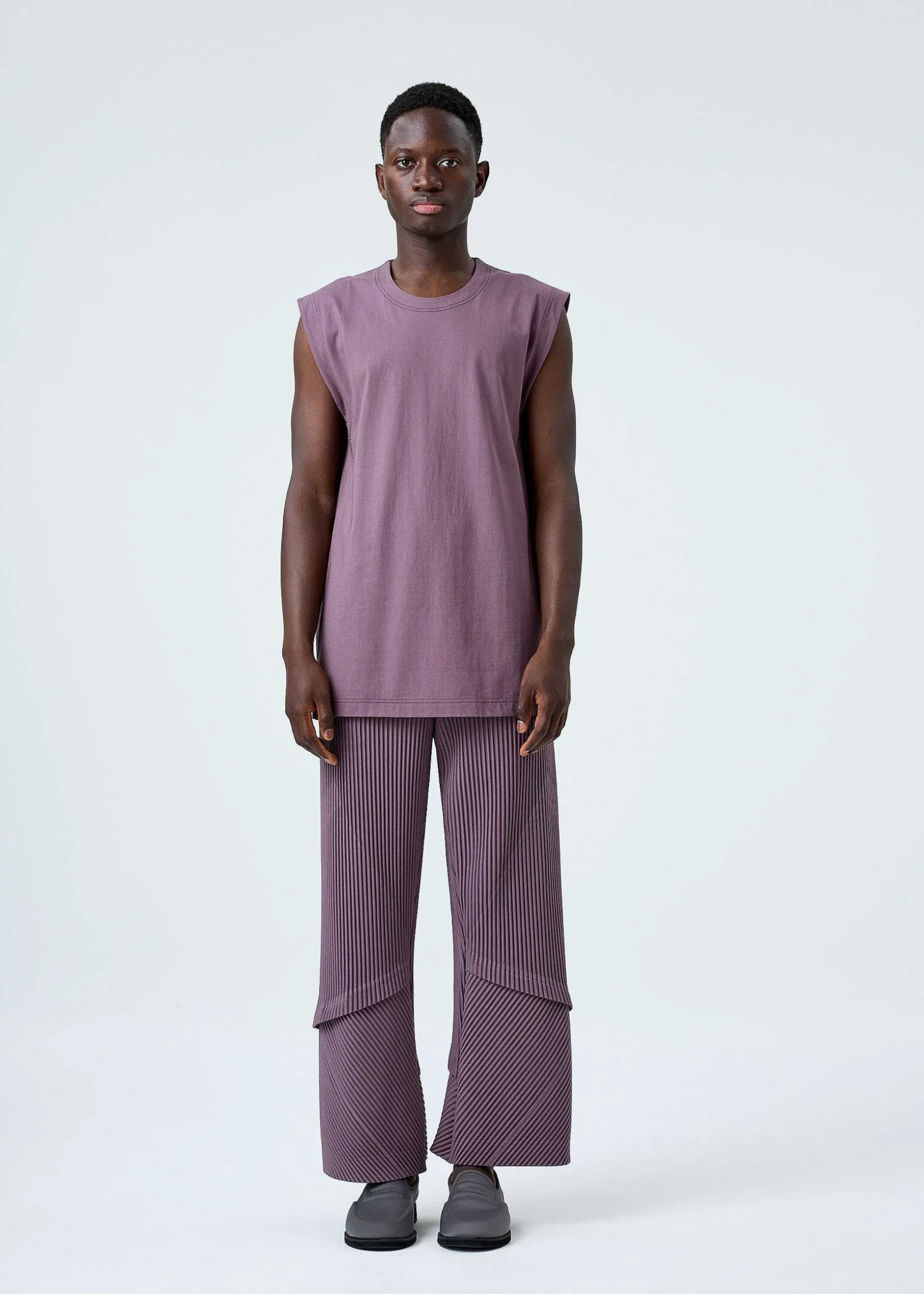 ISSEY MIYAKE Pants|Aerial