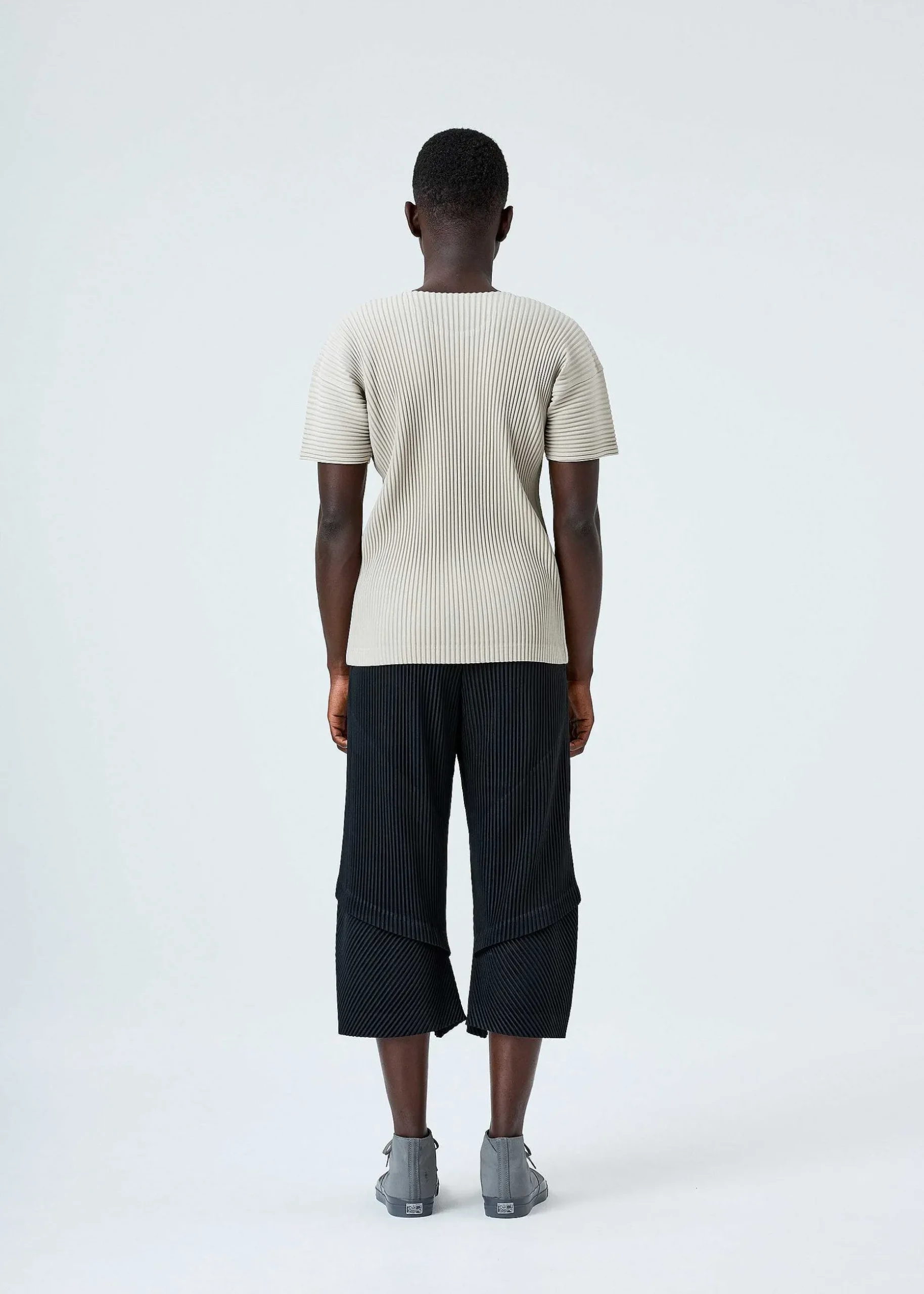 ISSEY MIYAKE Pants|Aerial