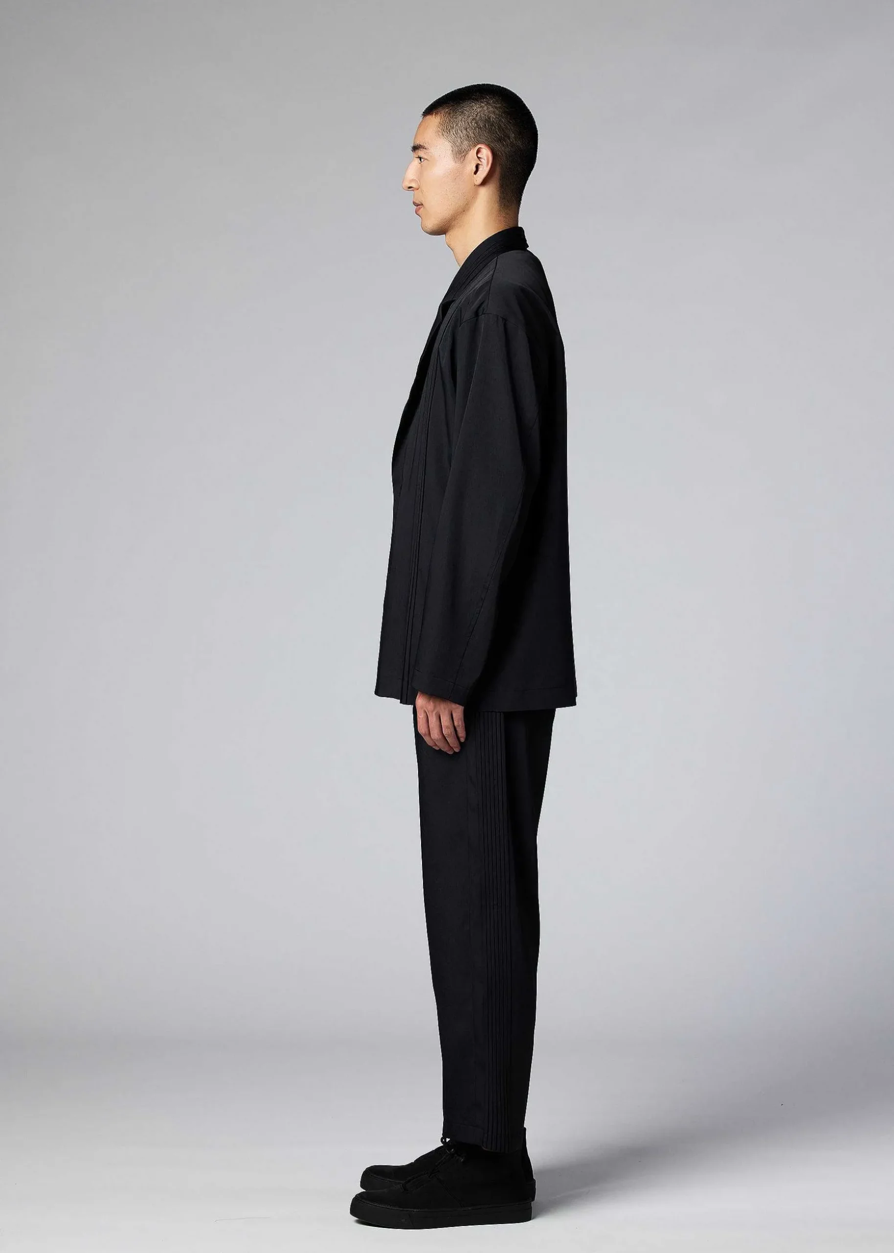 ISSEY MIYAKE Jackets & Blazers|Air Pleats Black