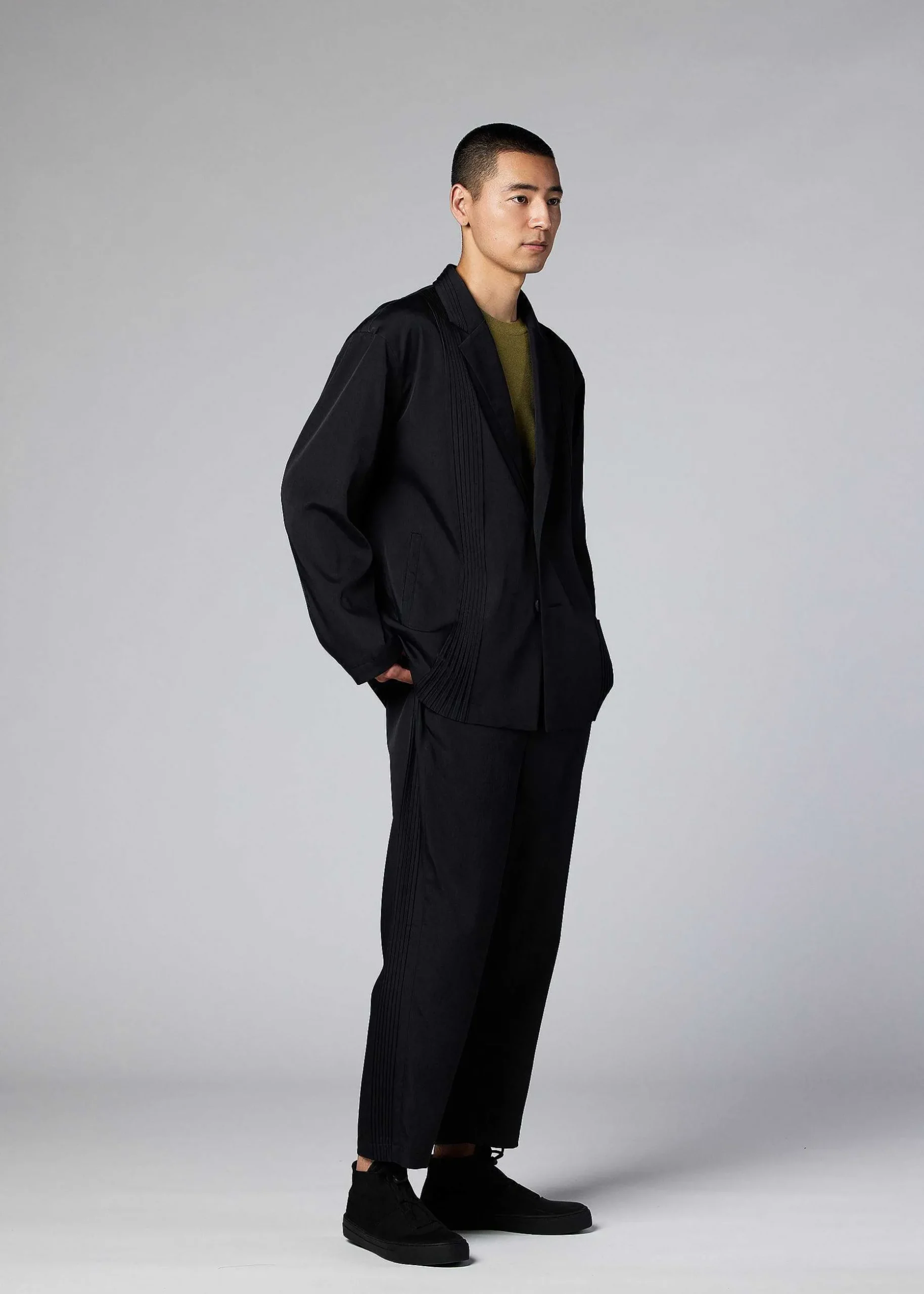 ISSEY MIYAKE Pants|Air Pleats Black