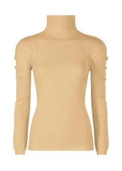 ISSEY MIYAKE Top|Airy Inner