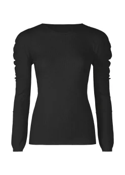 ISSEY MIYAKE Top|Airy Inner