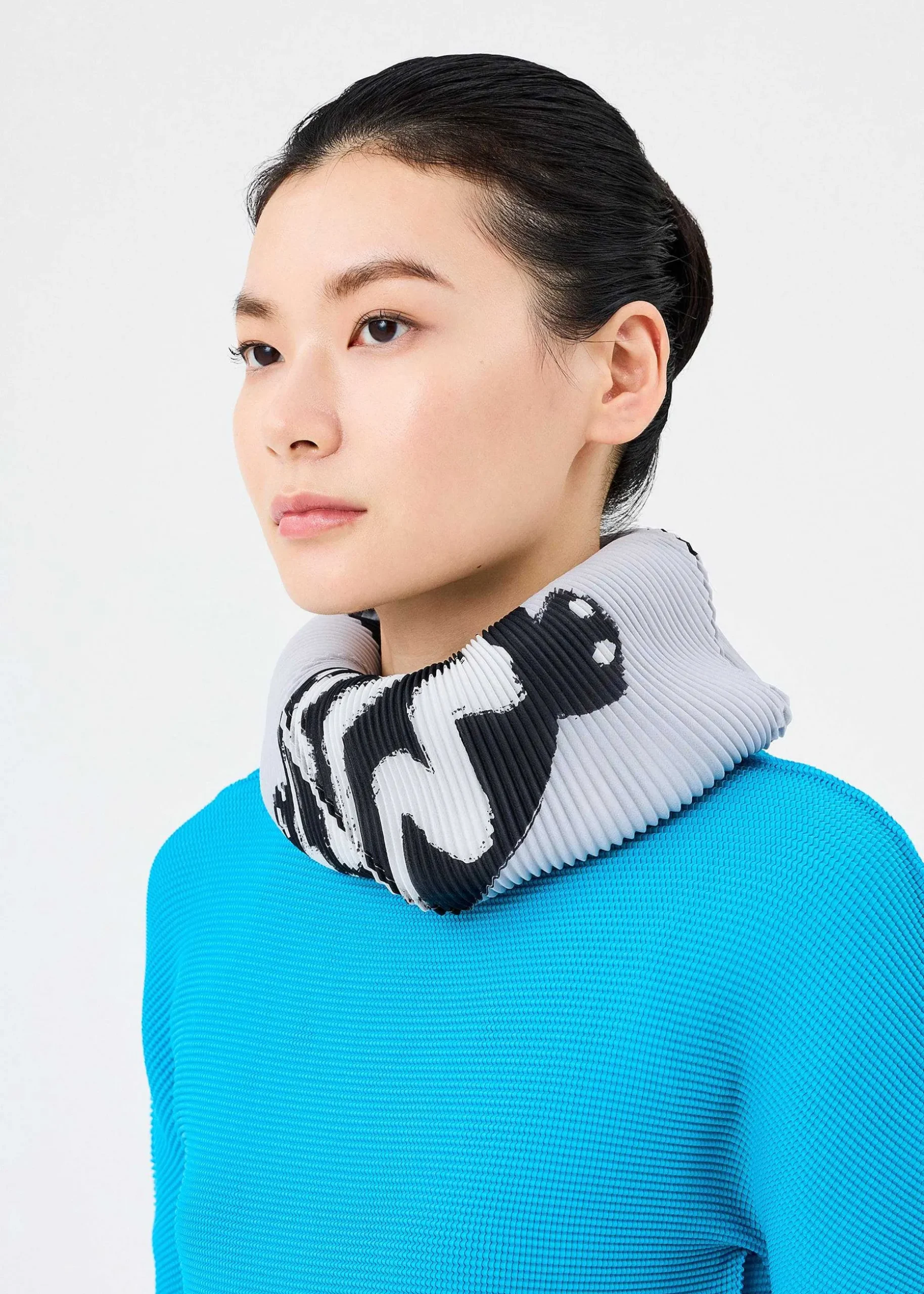 ISSEY MIYAKE Stole|Animal Pattern Pleats Stole