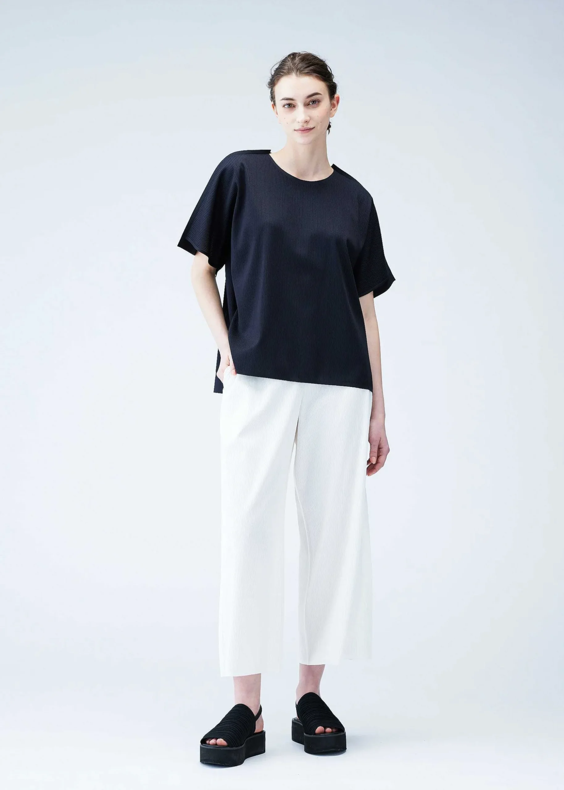 ISSEY MIYAKE Pants|A-Poc Form
