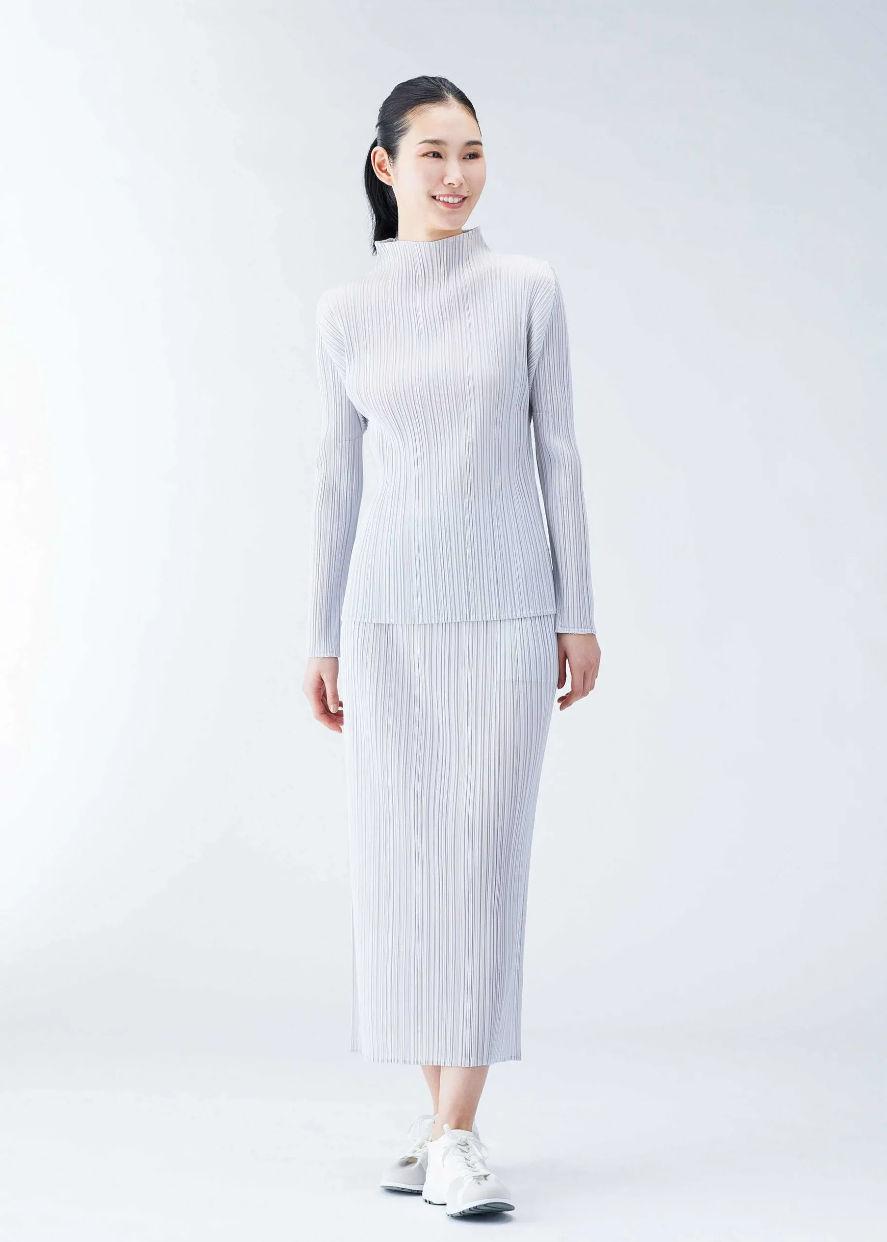 ISSEY MIYAKE Top|Basics