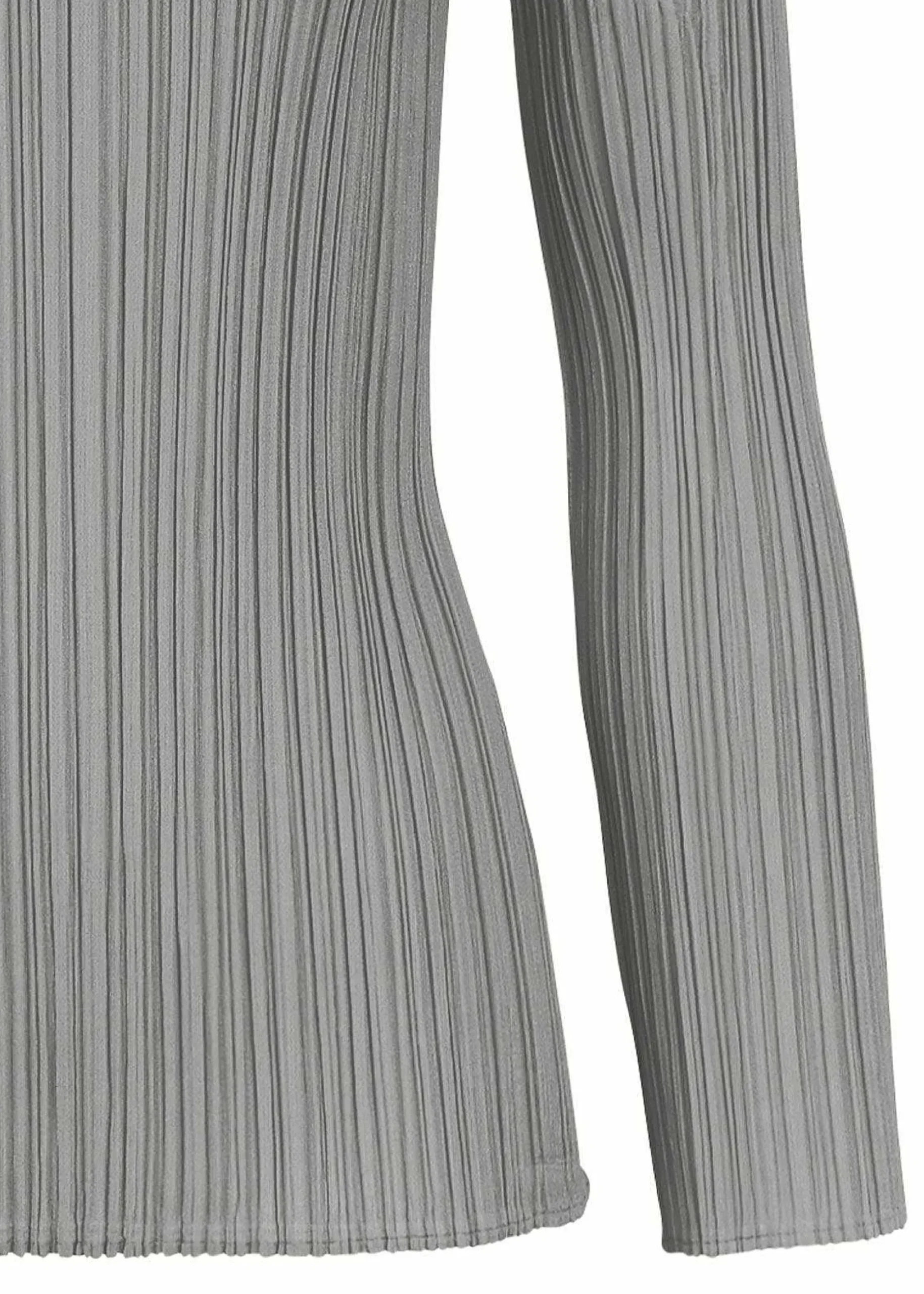 ISSEY MIYAKE Top|Basics