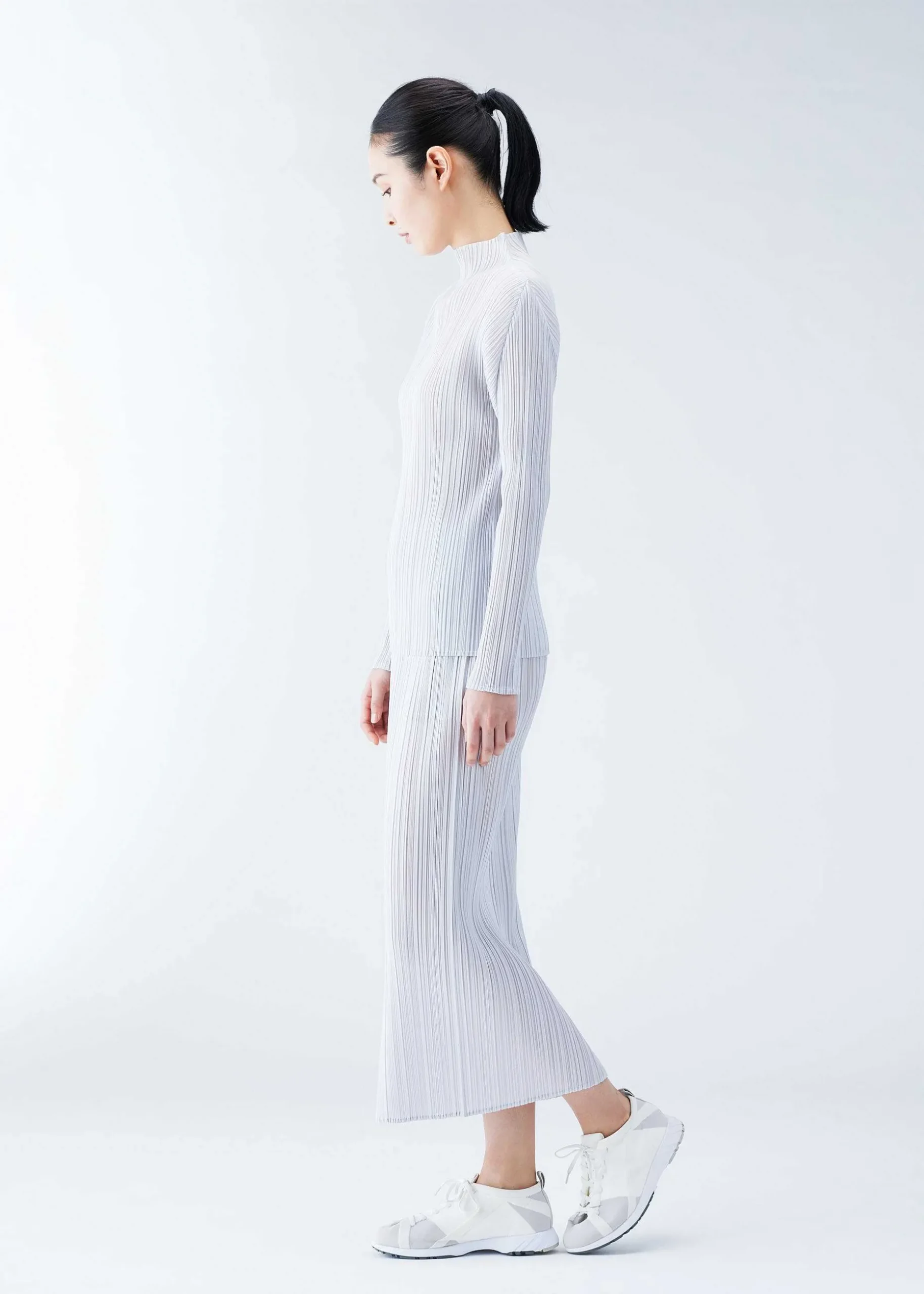 ISSEY MIYAKE Top|Basics