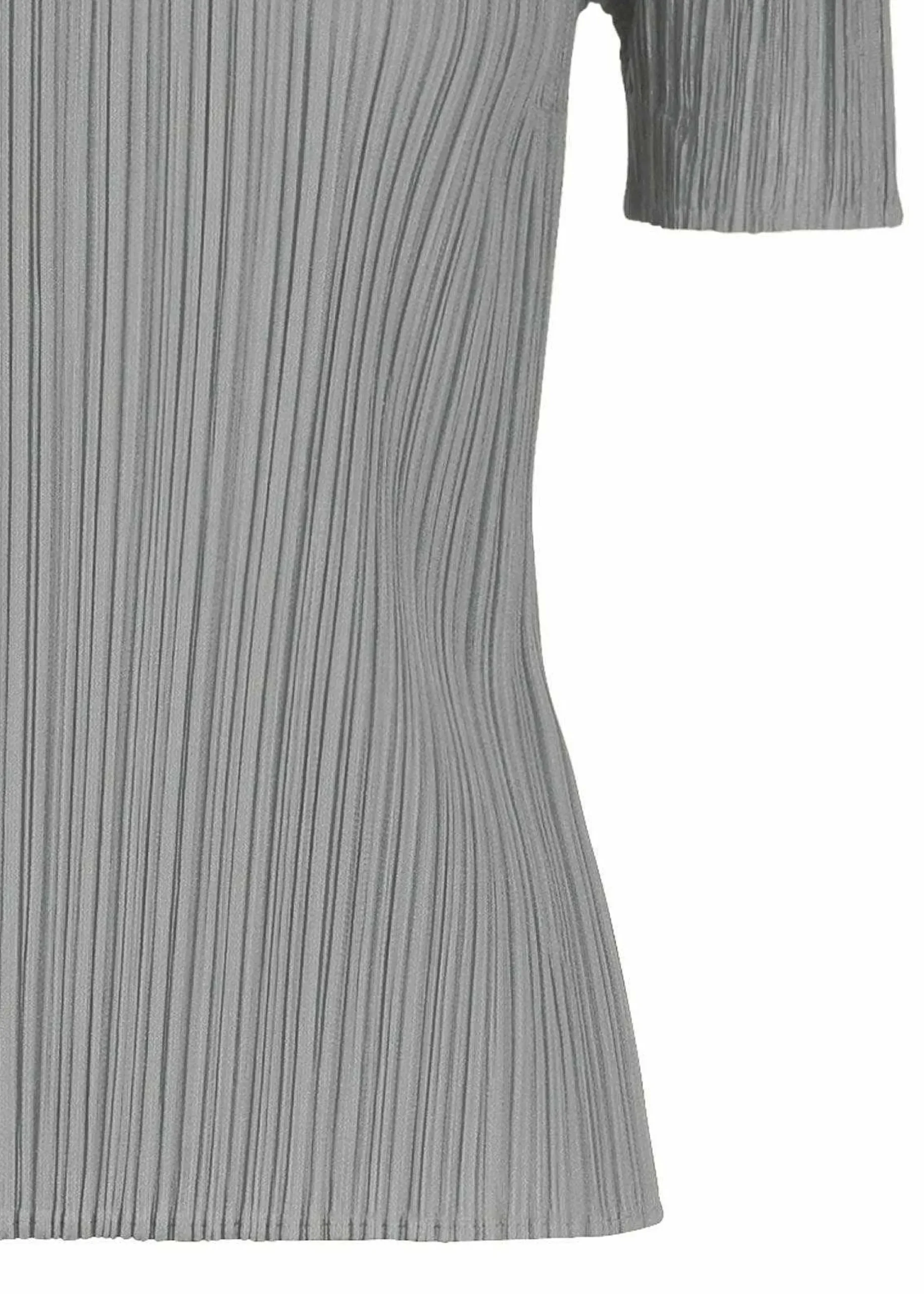 ISSEY MIYAKE Top|Basics