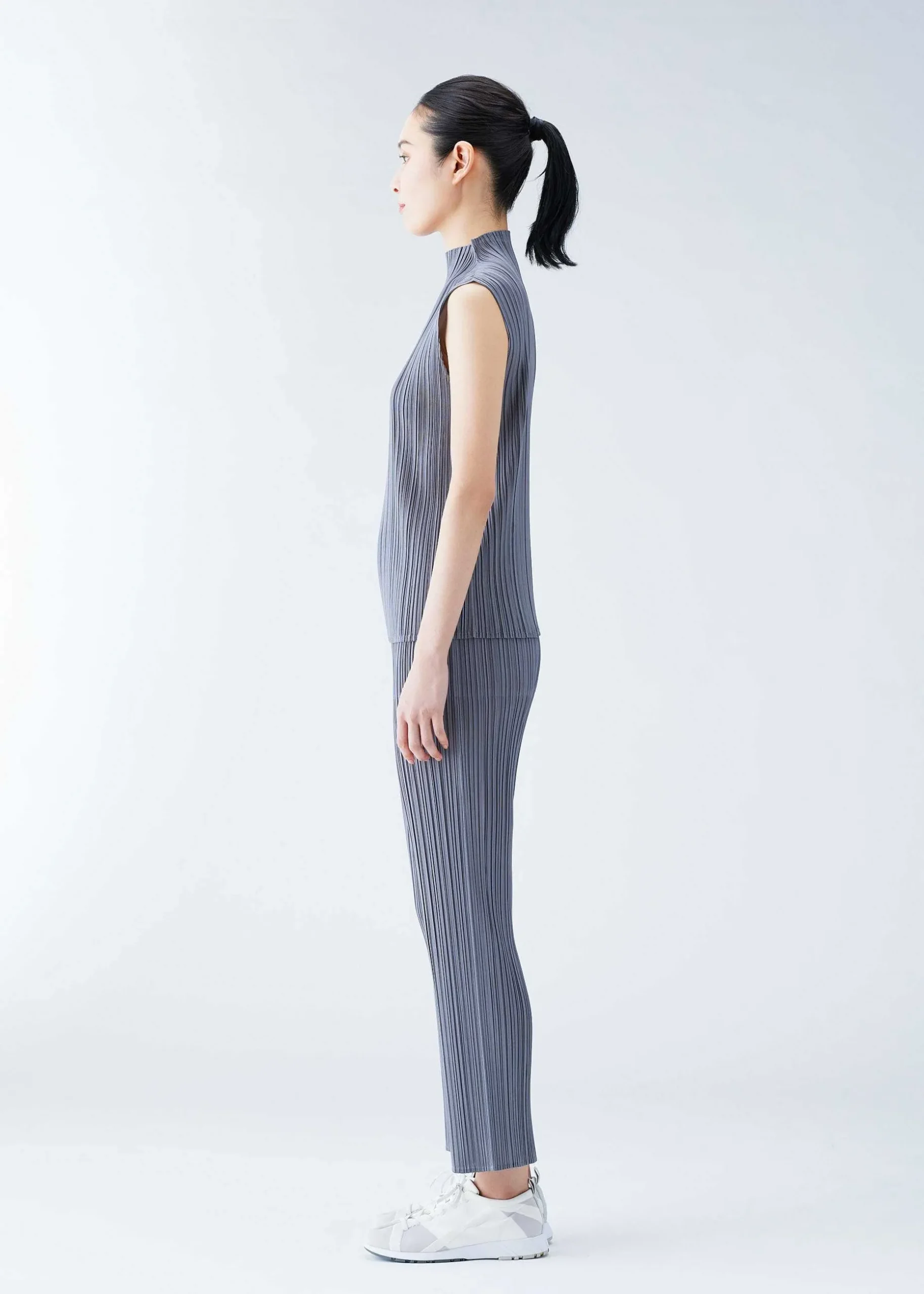ISSEY MIYAKE Top|Basics