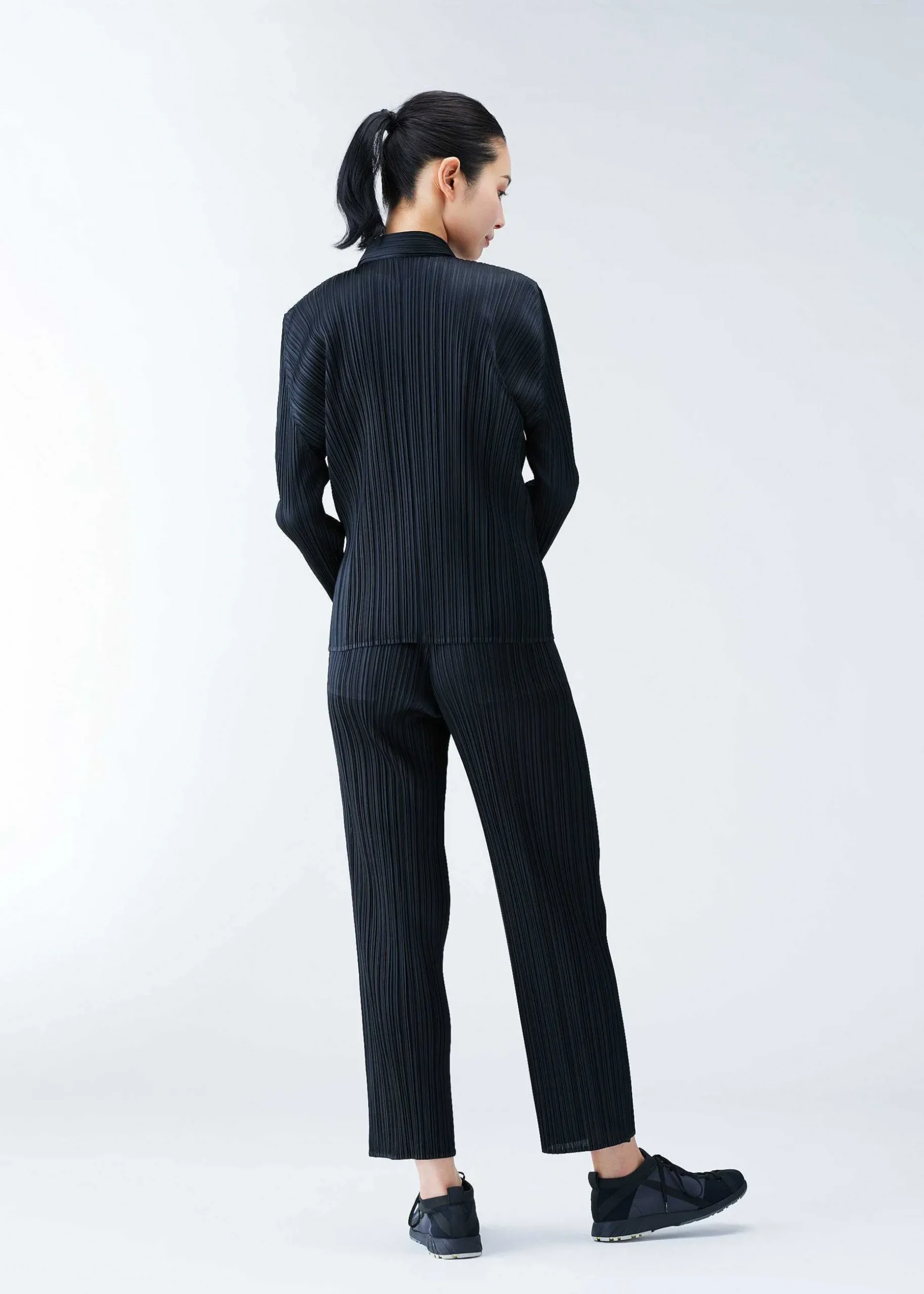 ISSEY MIYAKE Shirts|Basics
