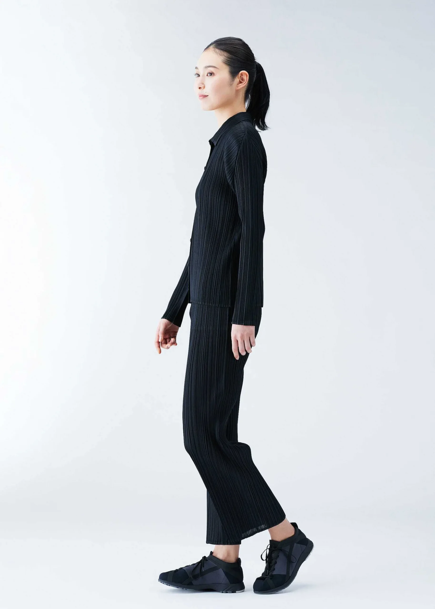 ISSEY MIYAKE Shirts|Basics