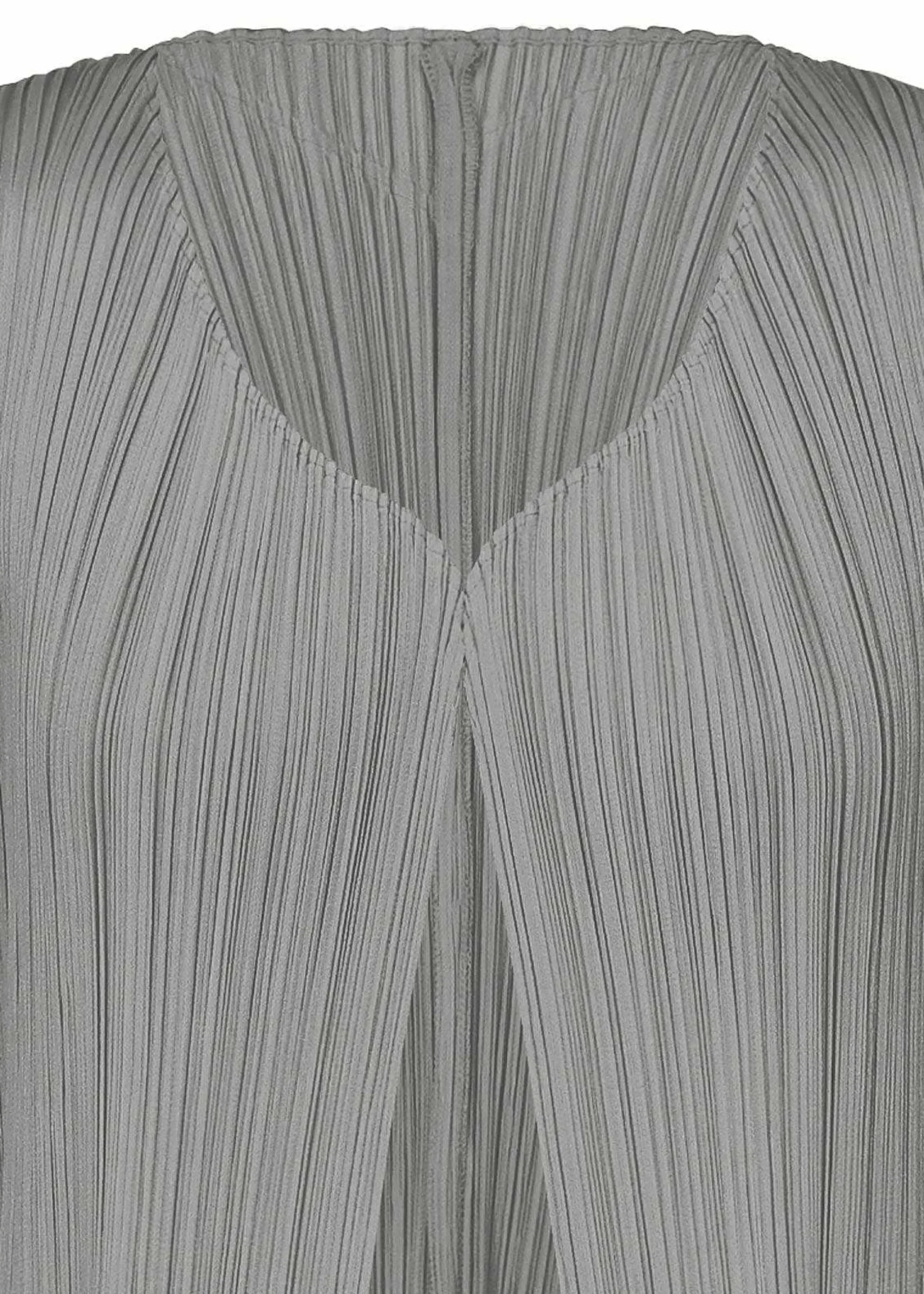 ISSEY MIYAKE Cardigan|Basics