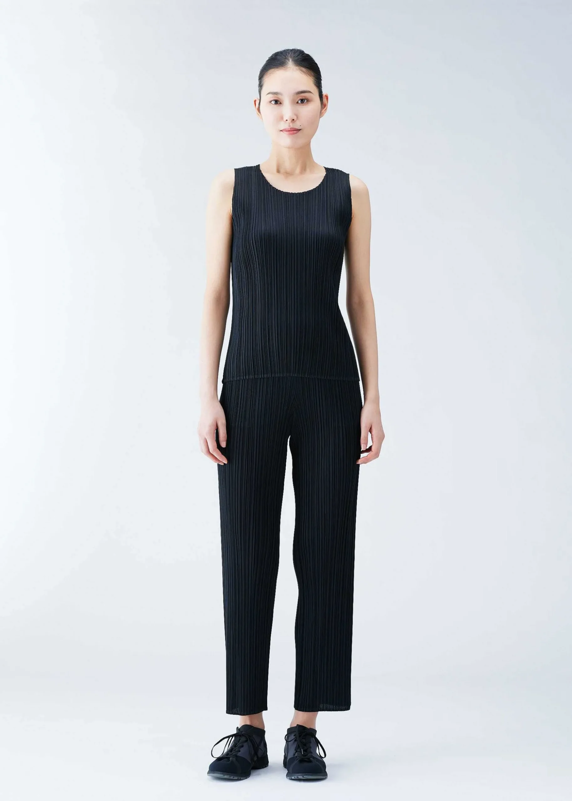 ISSEY MIYAKE Pants|Basics