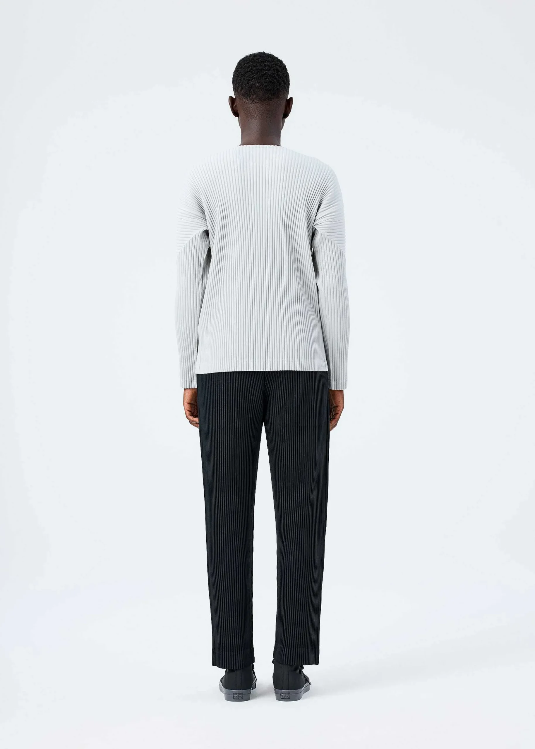 ISSEY MIYAKE Top|Basics