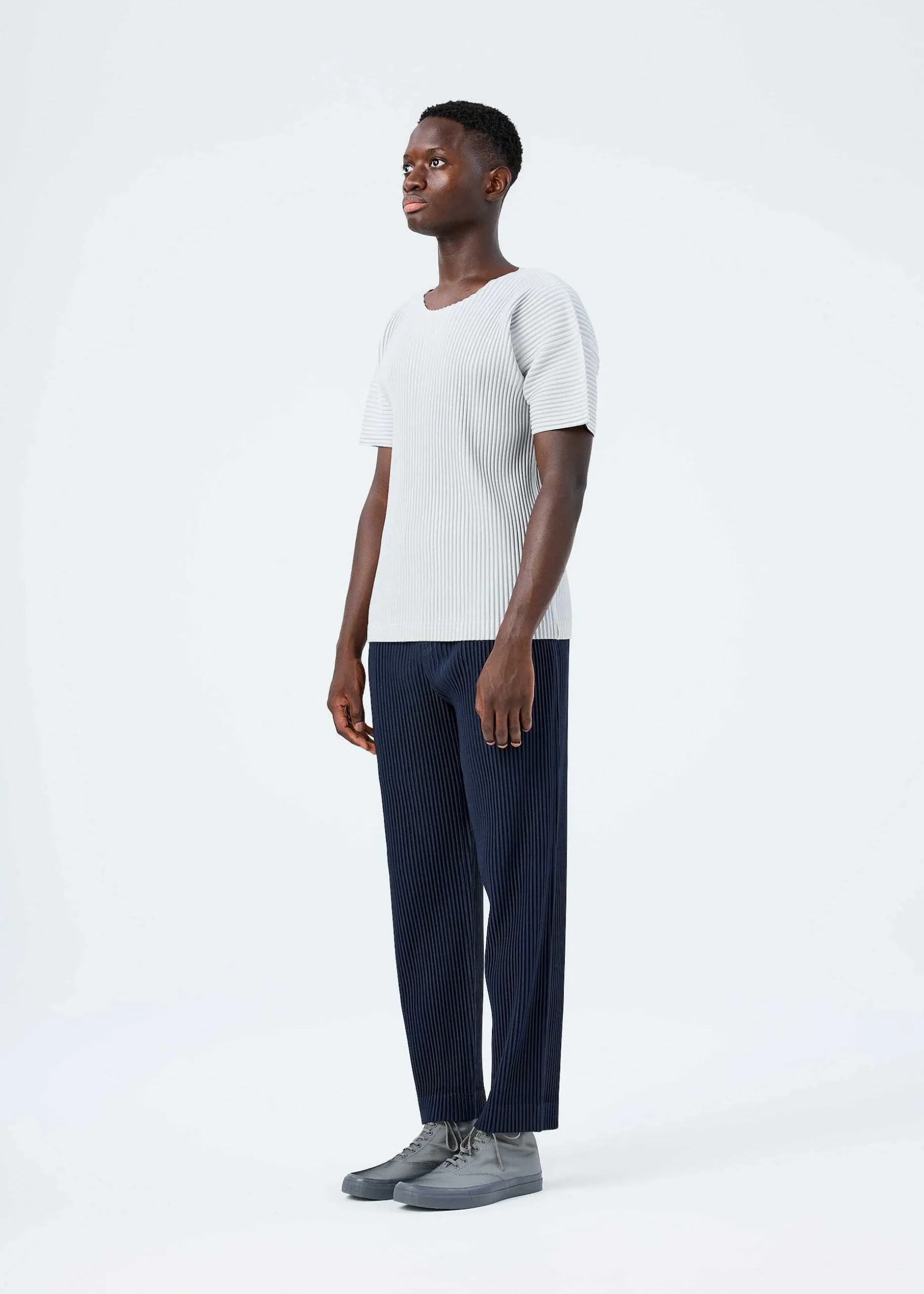 ISSEY MIYAKE Top|Basics