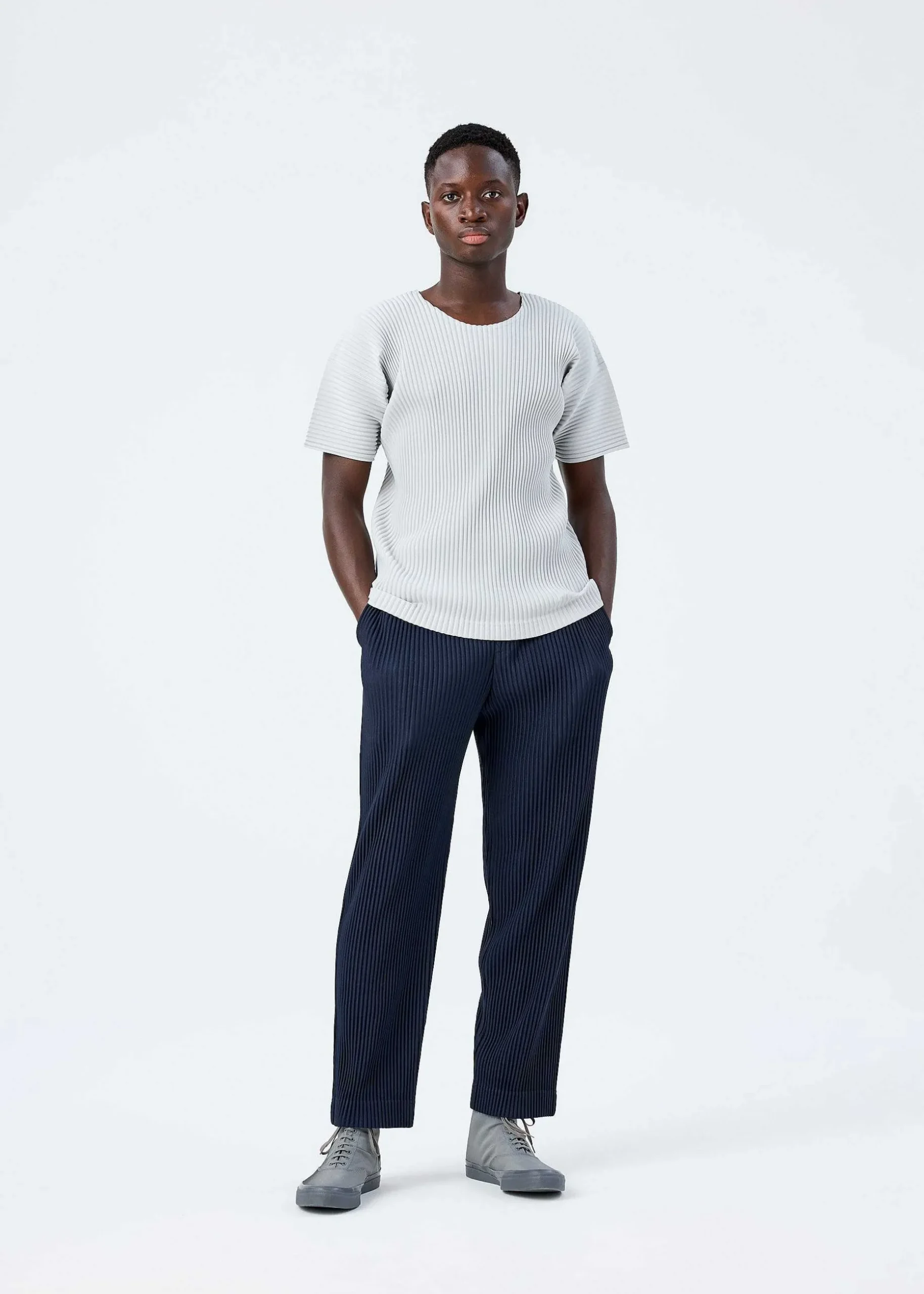ISSEY MIYAKE Top|Basics