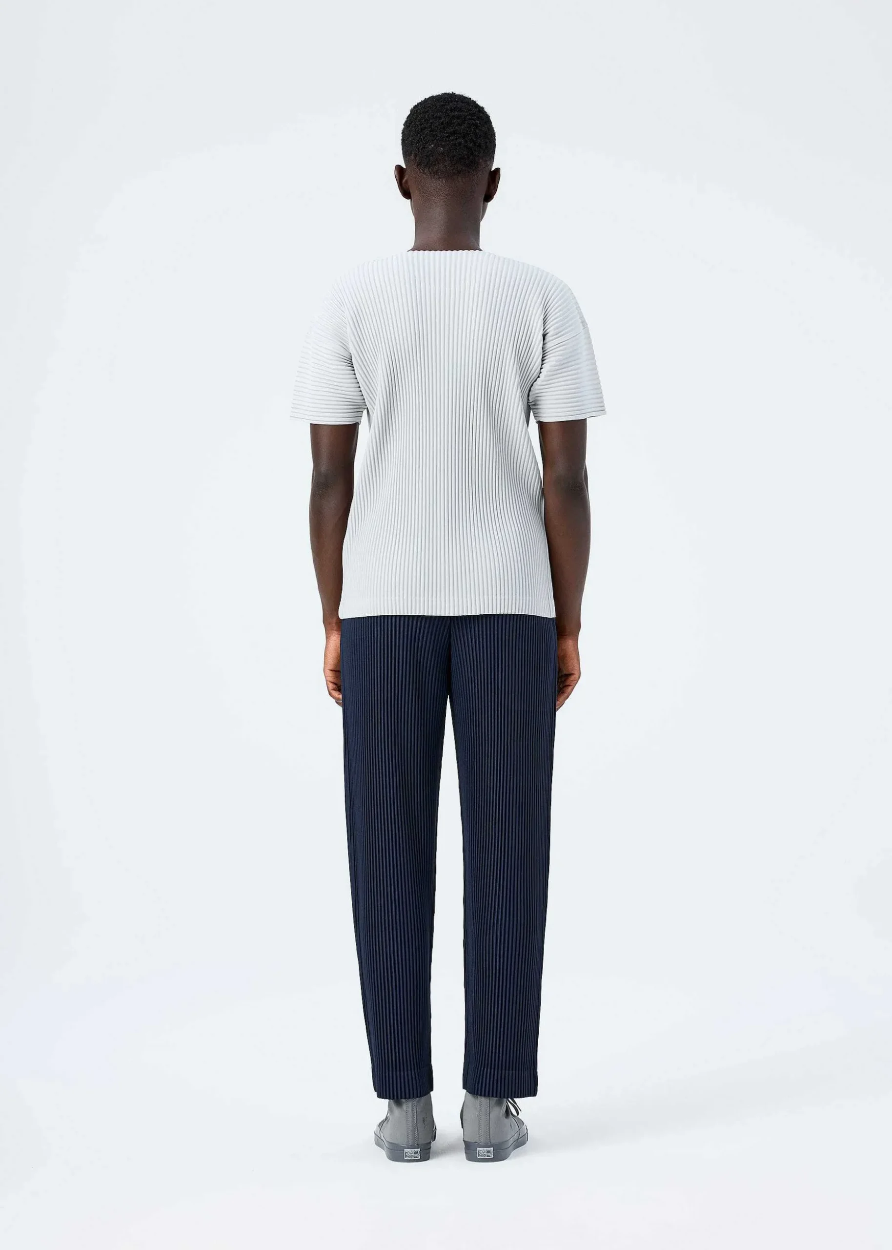 ISSEY MIYAKE Top|Basics