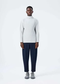 ISSEY MIYAKE Top|Basics