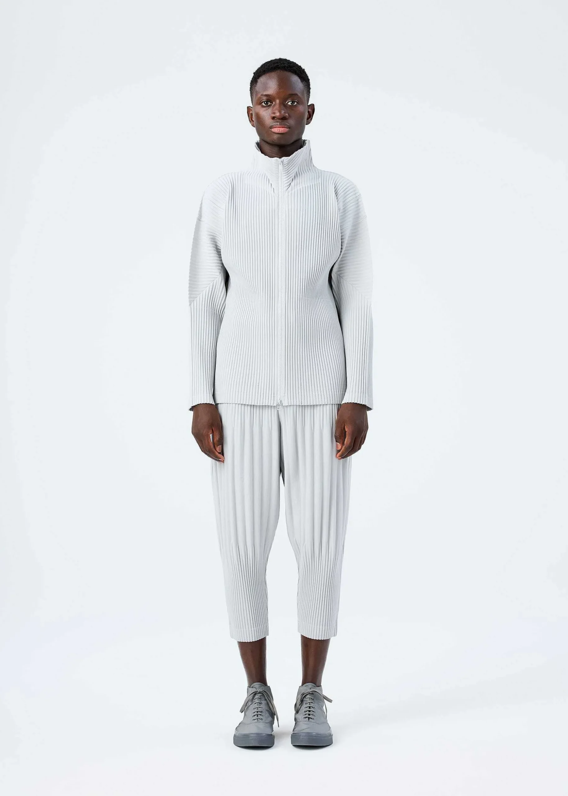 ISSEY MIYAKE Pants|Basics