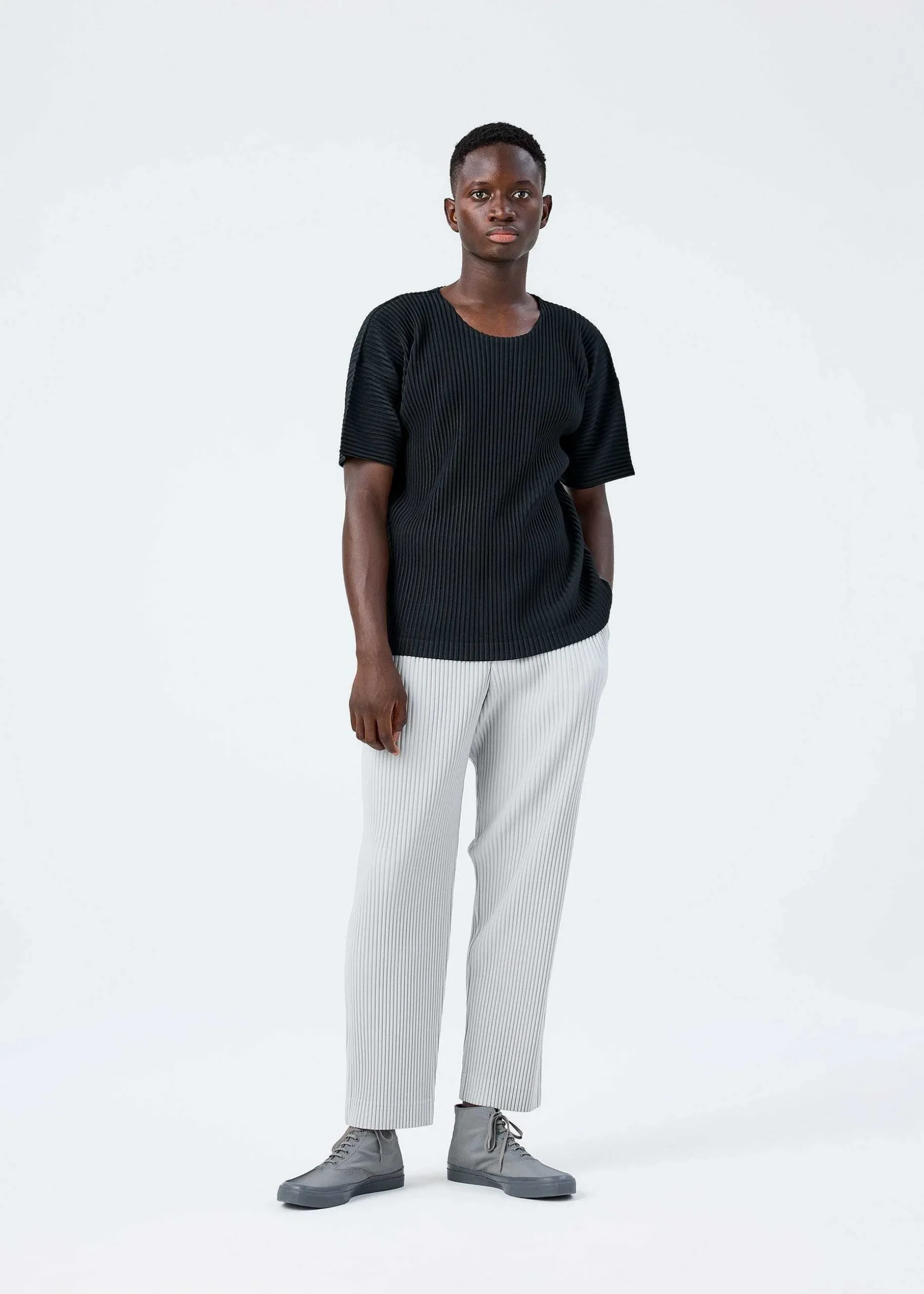 ISSEY MIYAKE Pants|Basics