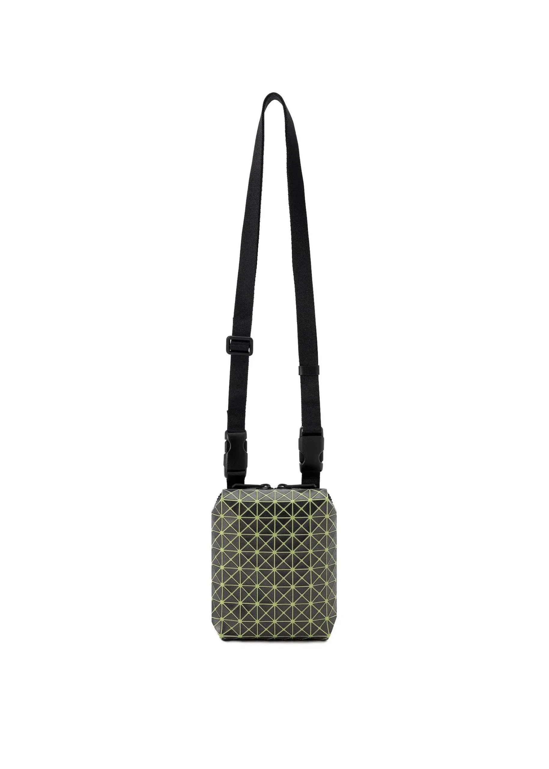 ISSEY MIYAKE Shoulder Bag|Beetle Reflector