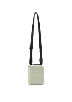 ISSEY MIYAKE Shoulder Bag|Beetle Reflector