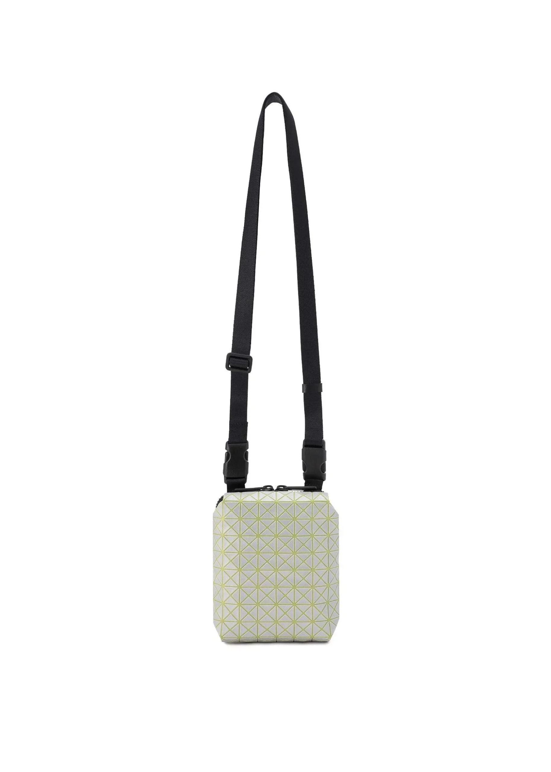 ISSEY MIYAKE Shoulder Bag|Beetle Reflector