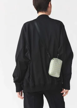 ISSEY MIYAKE Shoulder Bag|Beetle Reflector