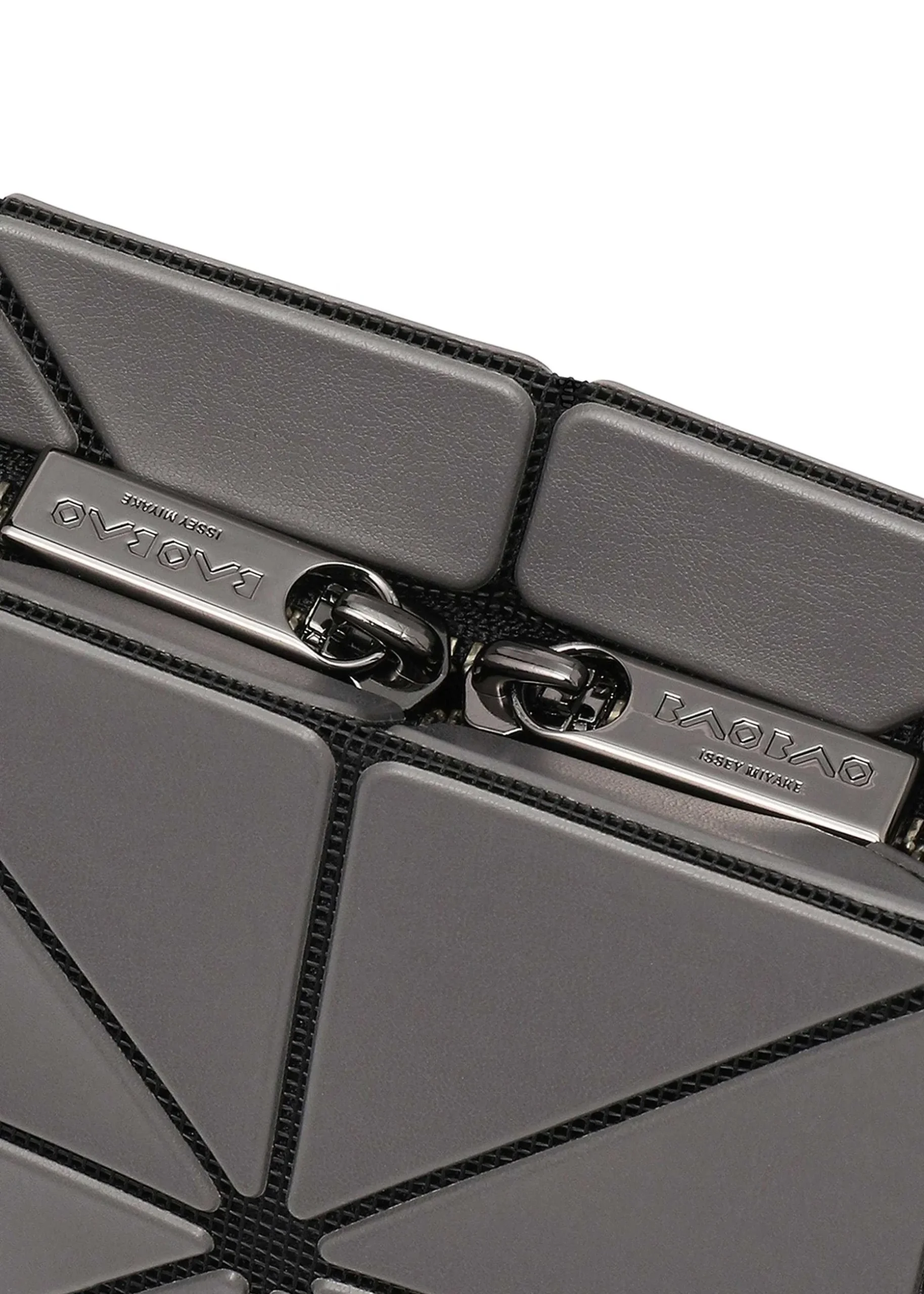 ISSEY MIYAKE Shoulder Bag|Blocky