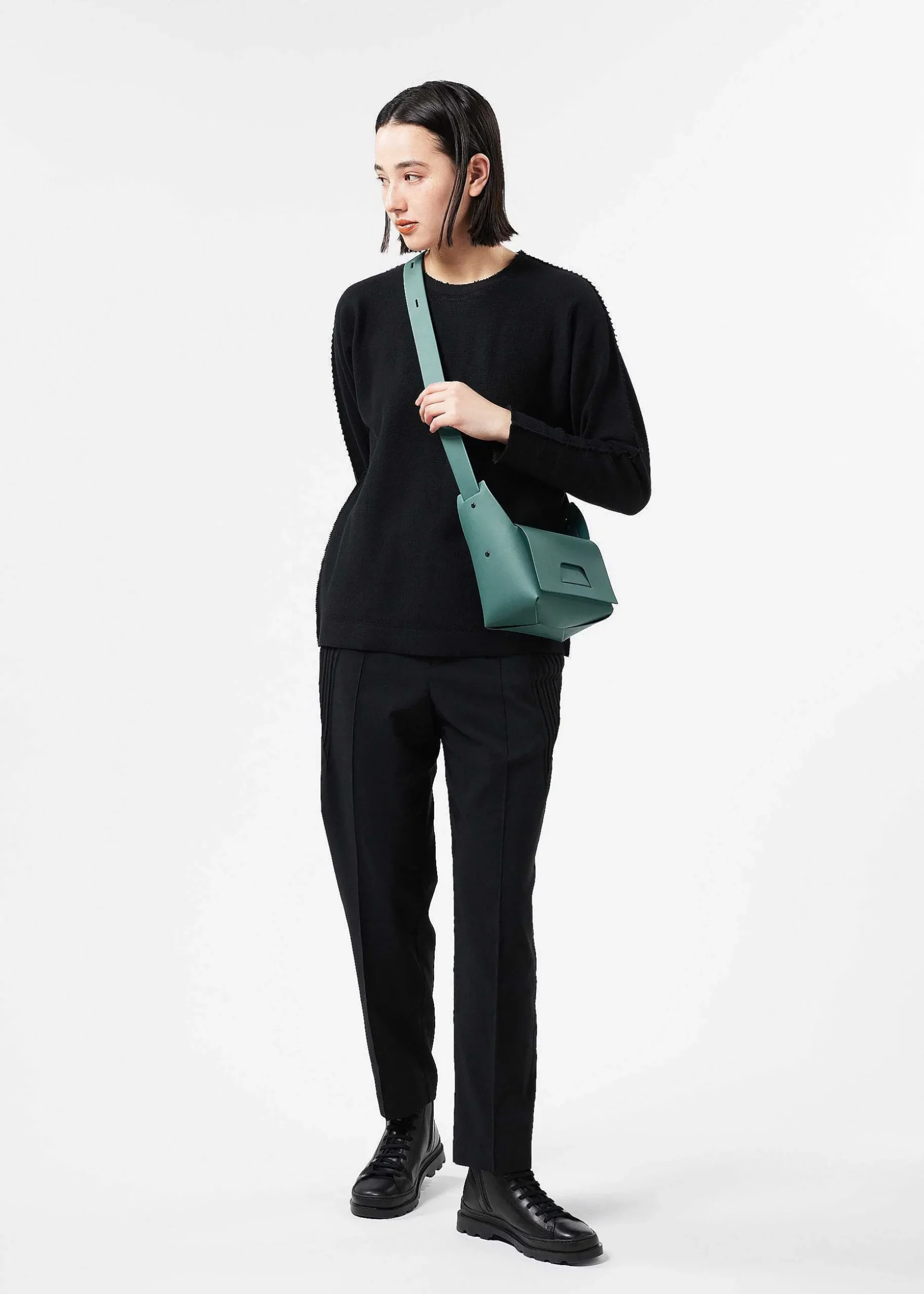 ISSEY MIYAKE Shoulder Bag|Box