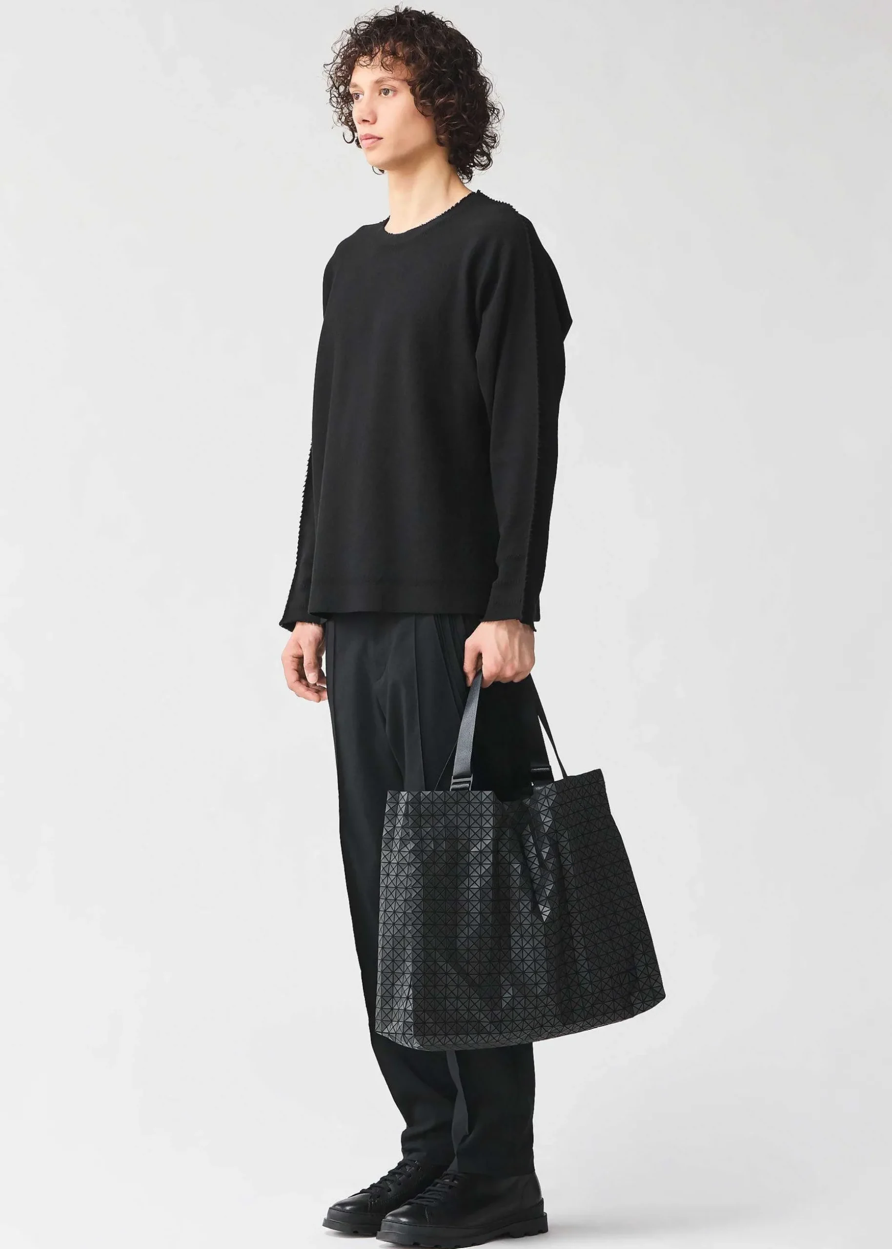 ISSEY MIYAKE Tote Bag|Cart Matte Black