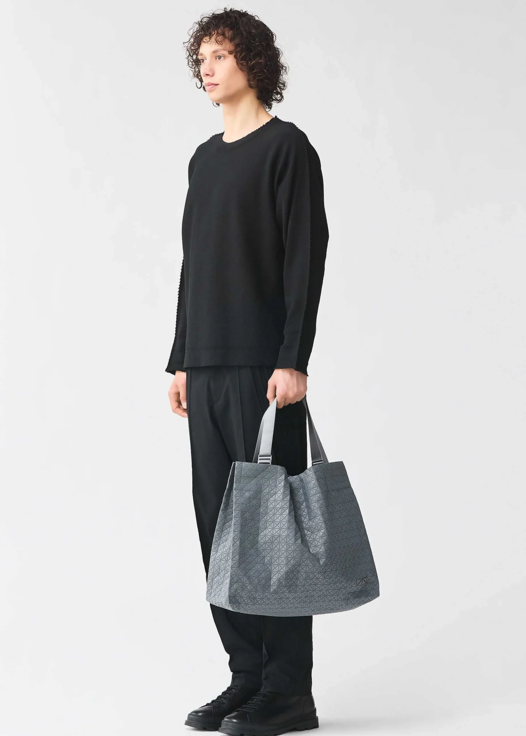 ISSEY MIYAKE Tote Bag|Cart One-Tone