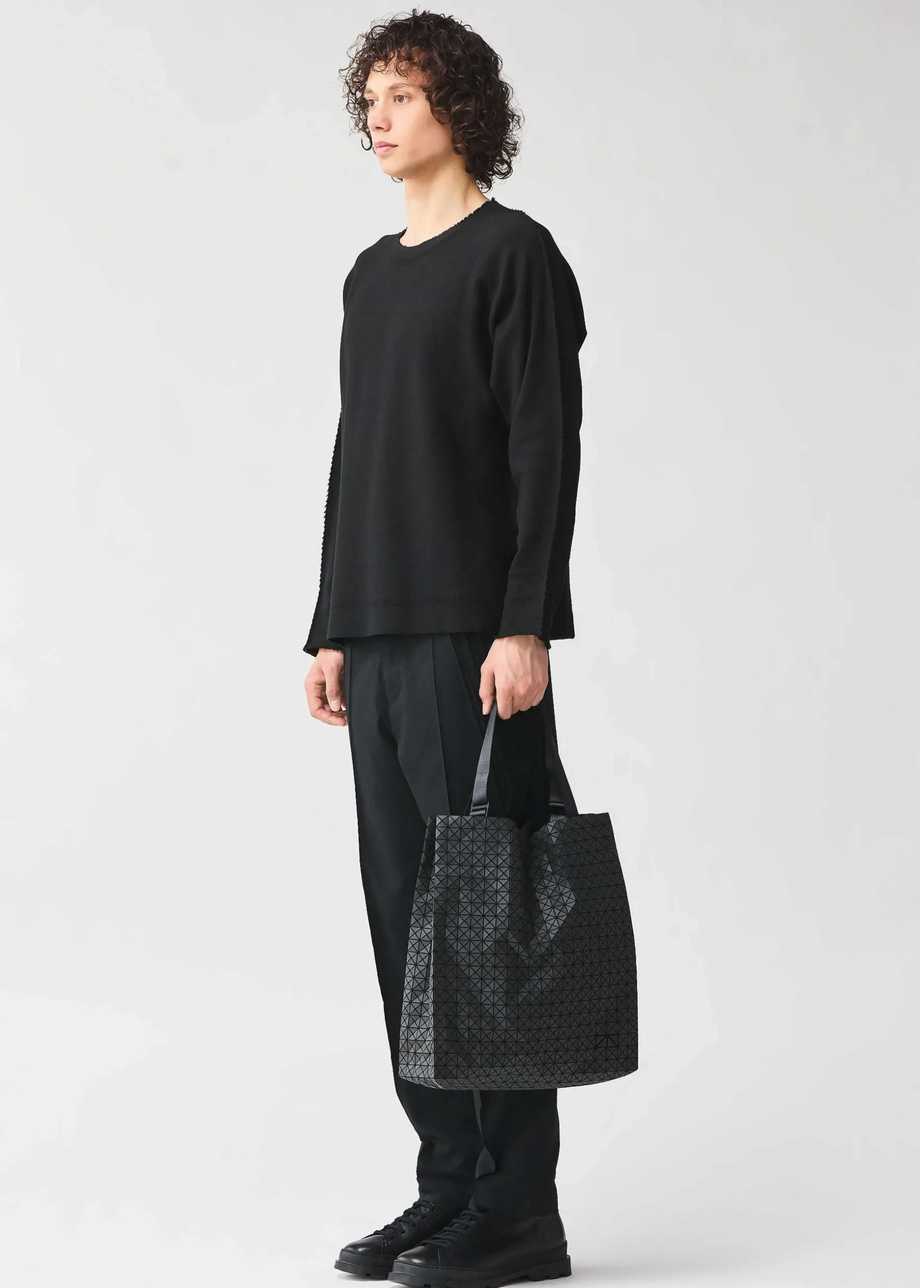 ISSEY MIYAKE Tote Bag|Cart S Matte Black