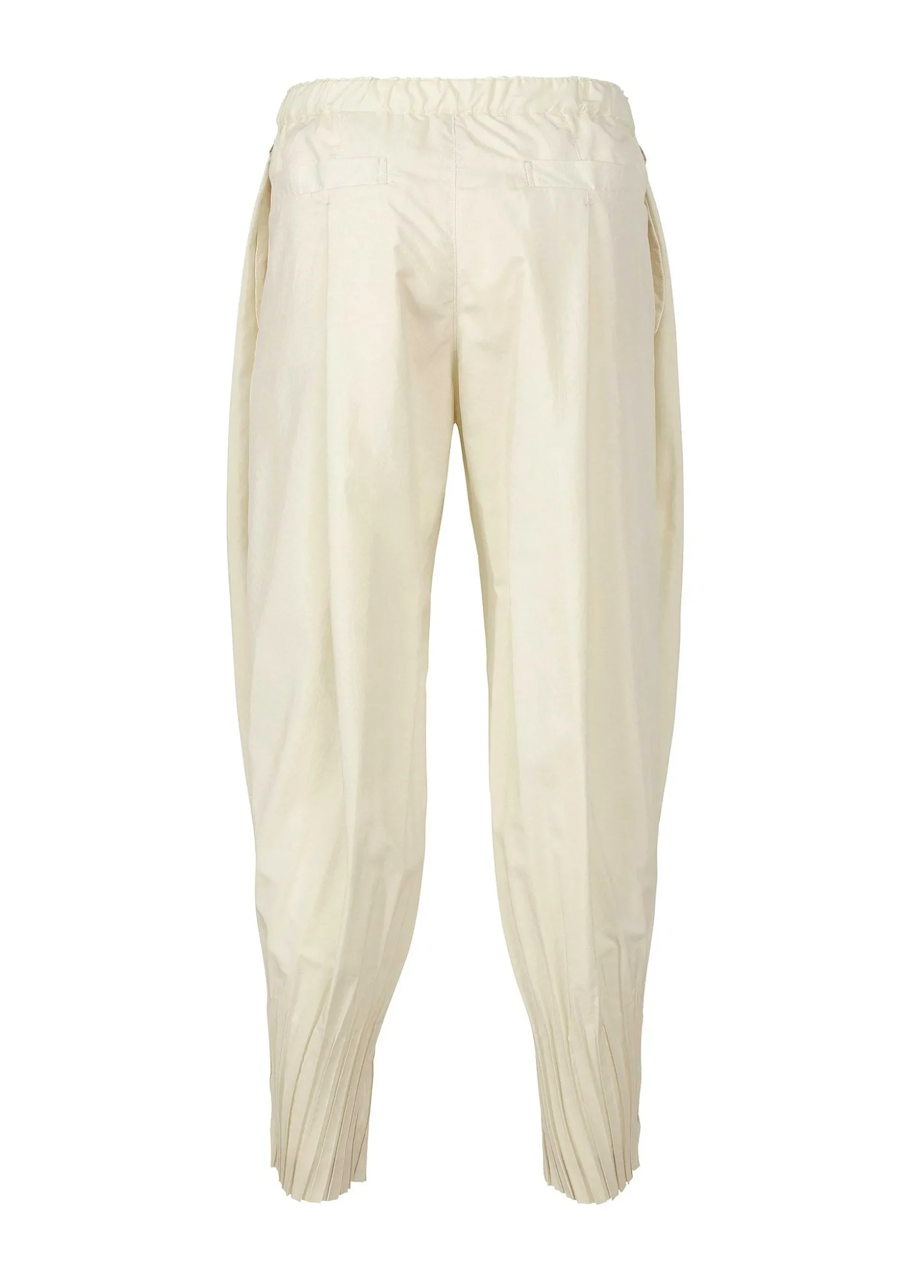 ISSEY MIYAKE Pants|Cascade