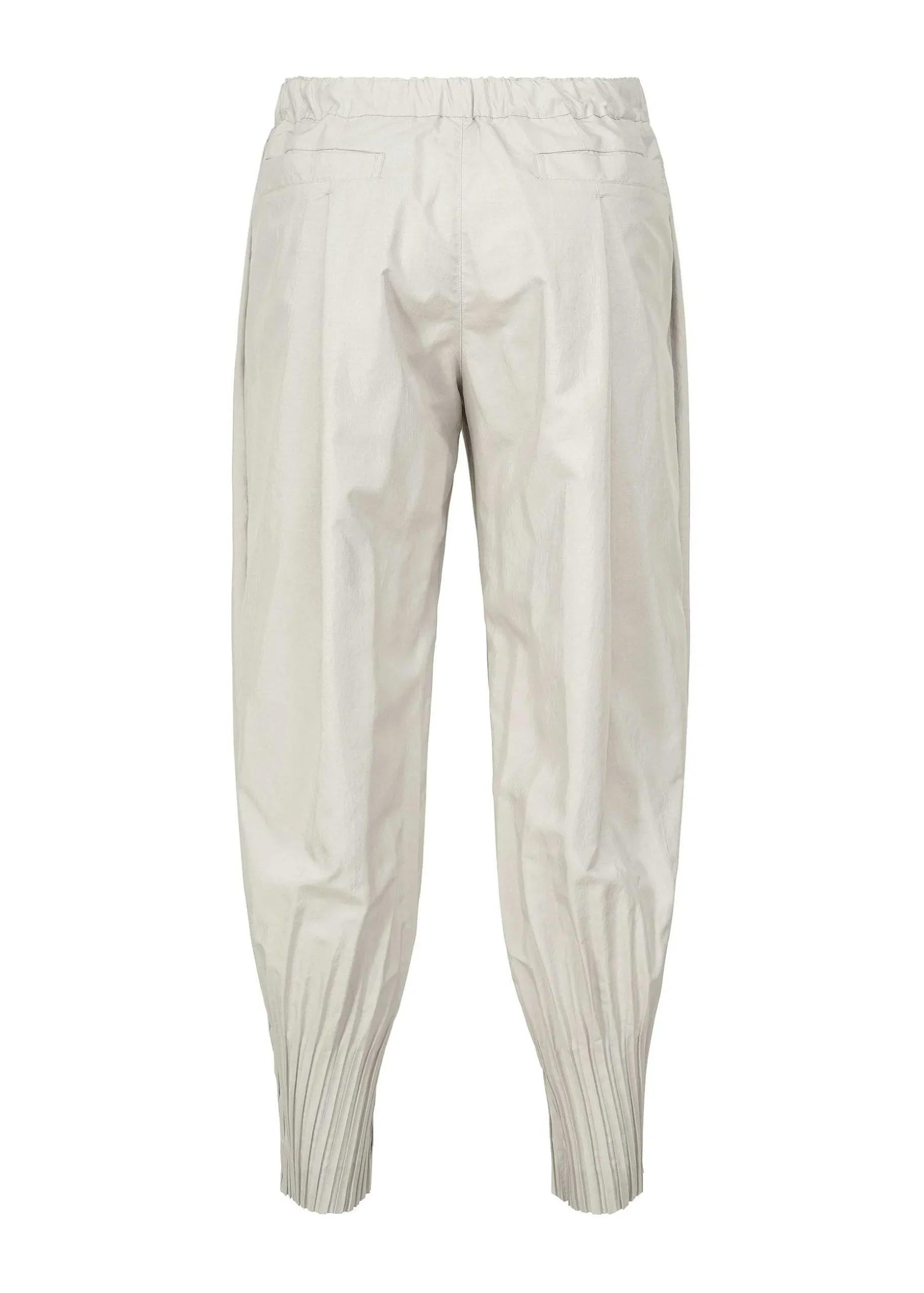 ISSEY MIYAKE Pants|Cascade
