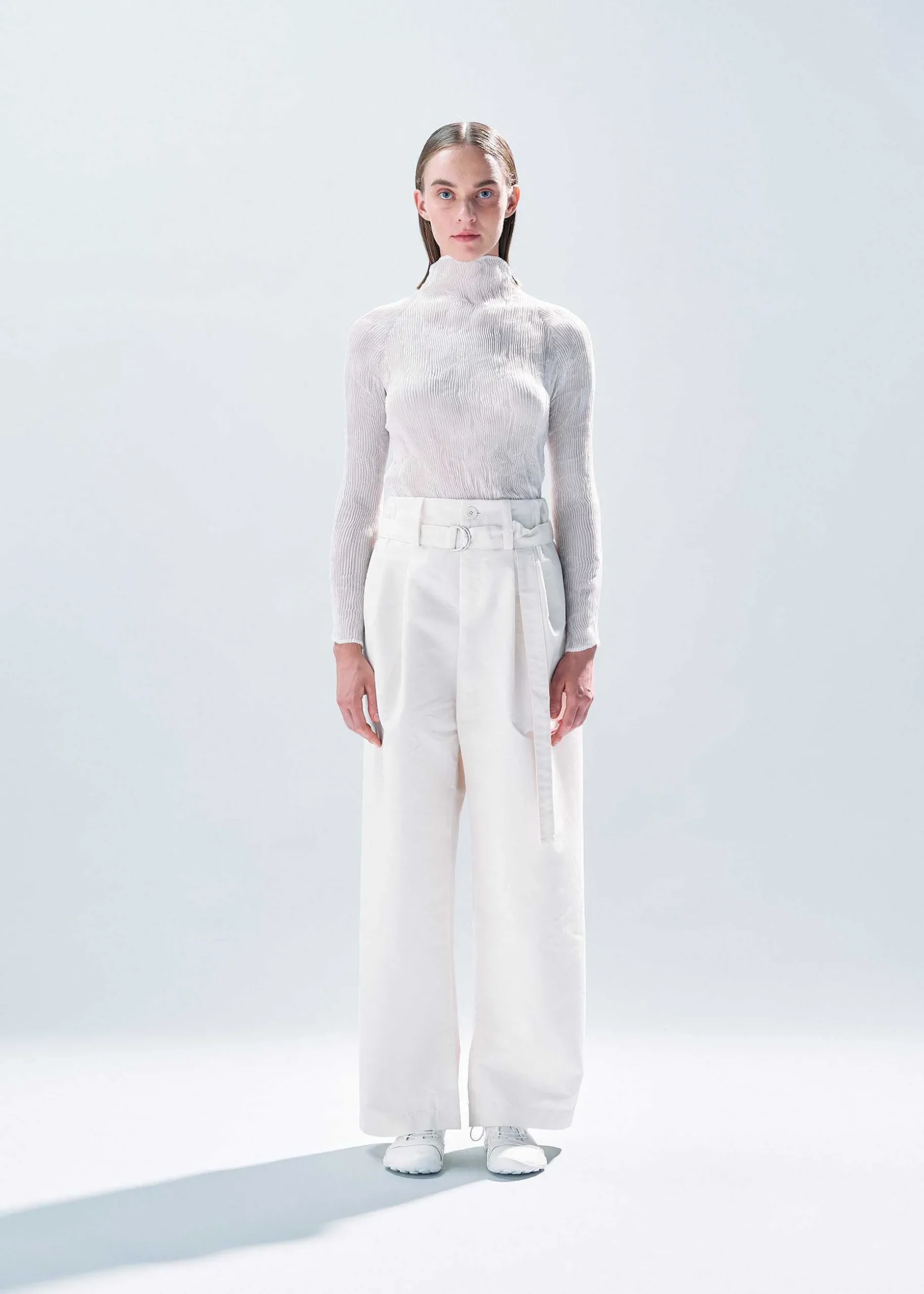 ISSEY MIYAKE Top|Chiffon Twist Bk/Wt-46