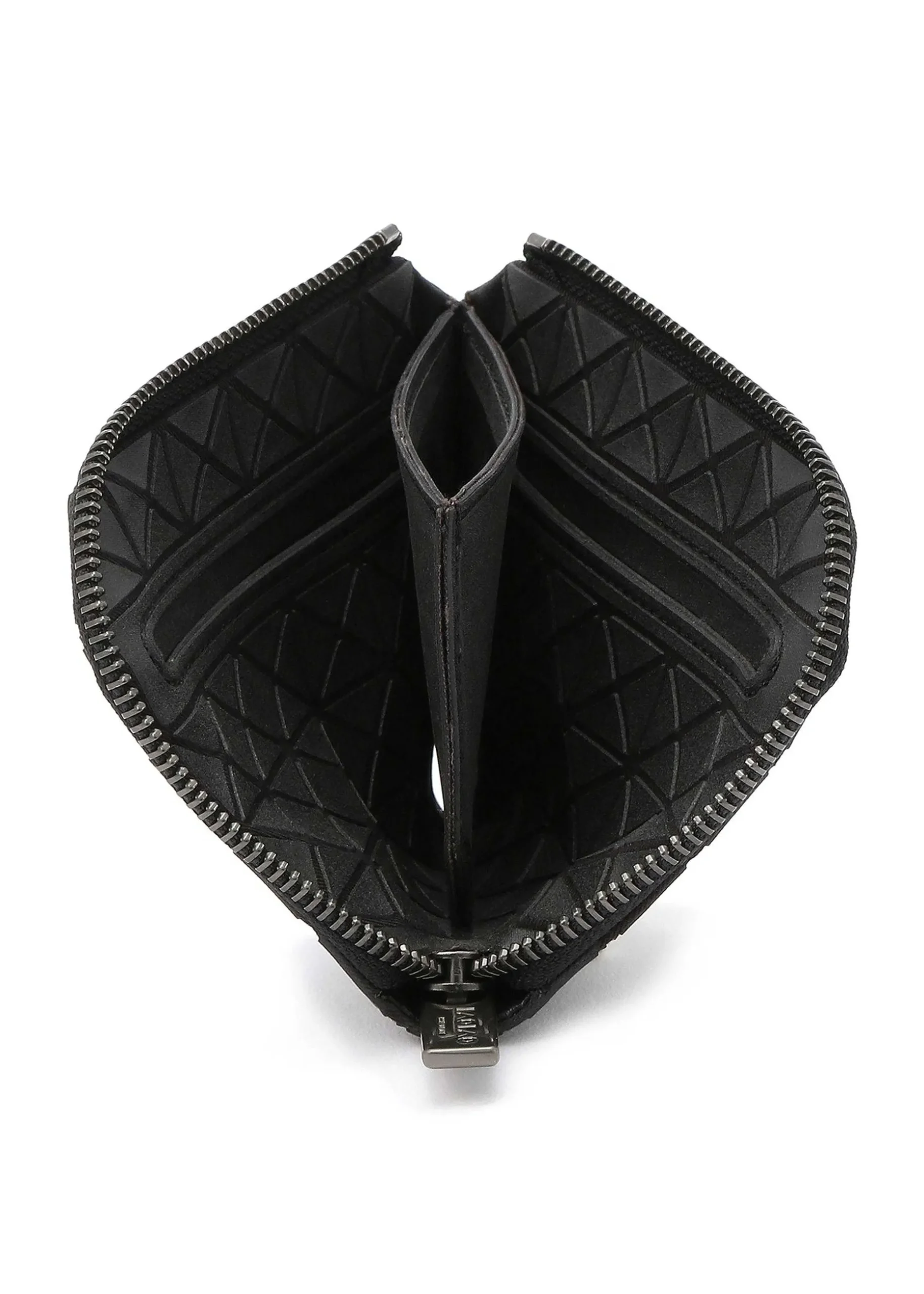 ISSEY MIYAKE Wallets & Small Items|Clam Wallet Matte Black