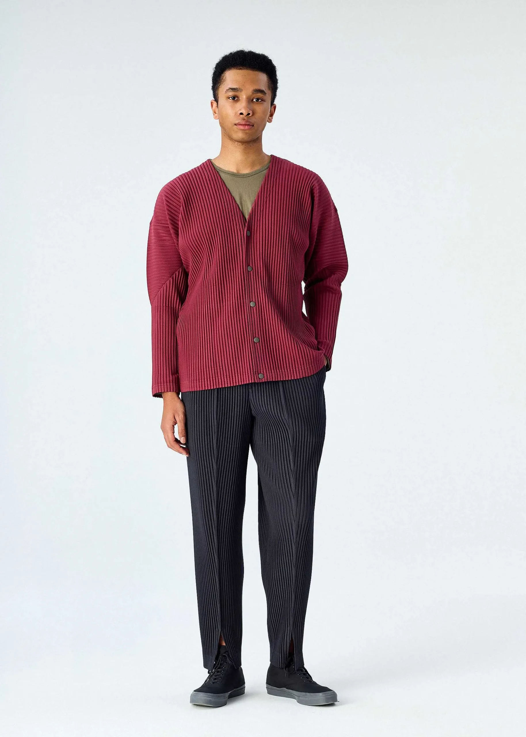 ISSEY MIYAKE Cardigan|Color Pleats
