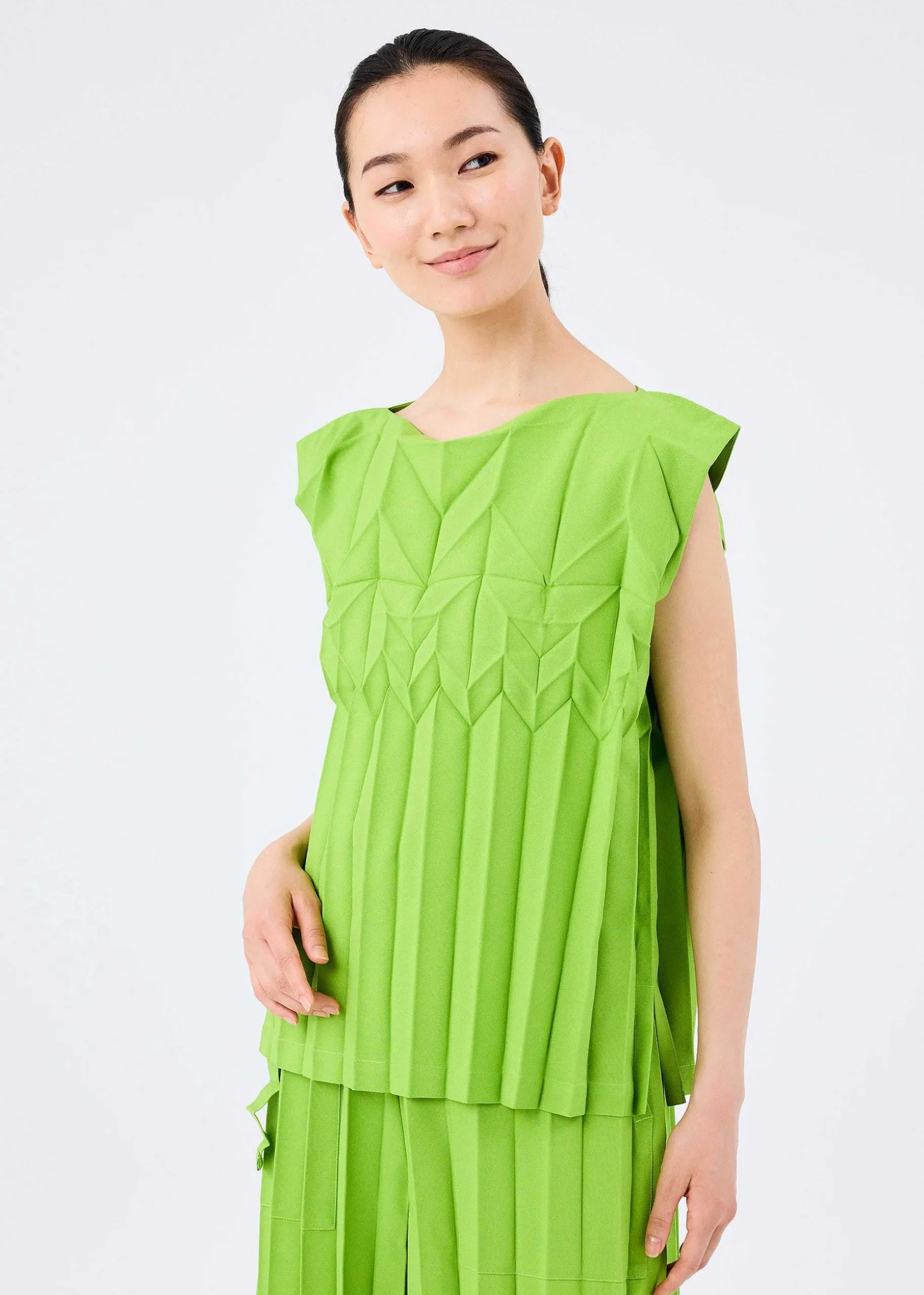 ISSEY MIYAKE Top|Cube Pleats