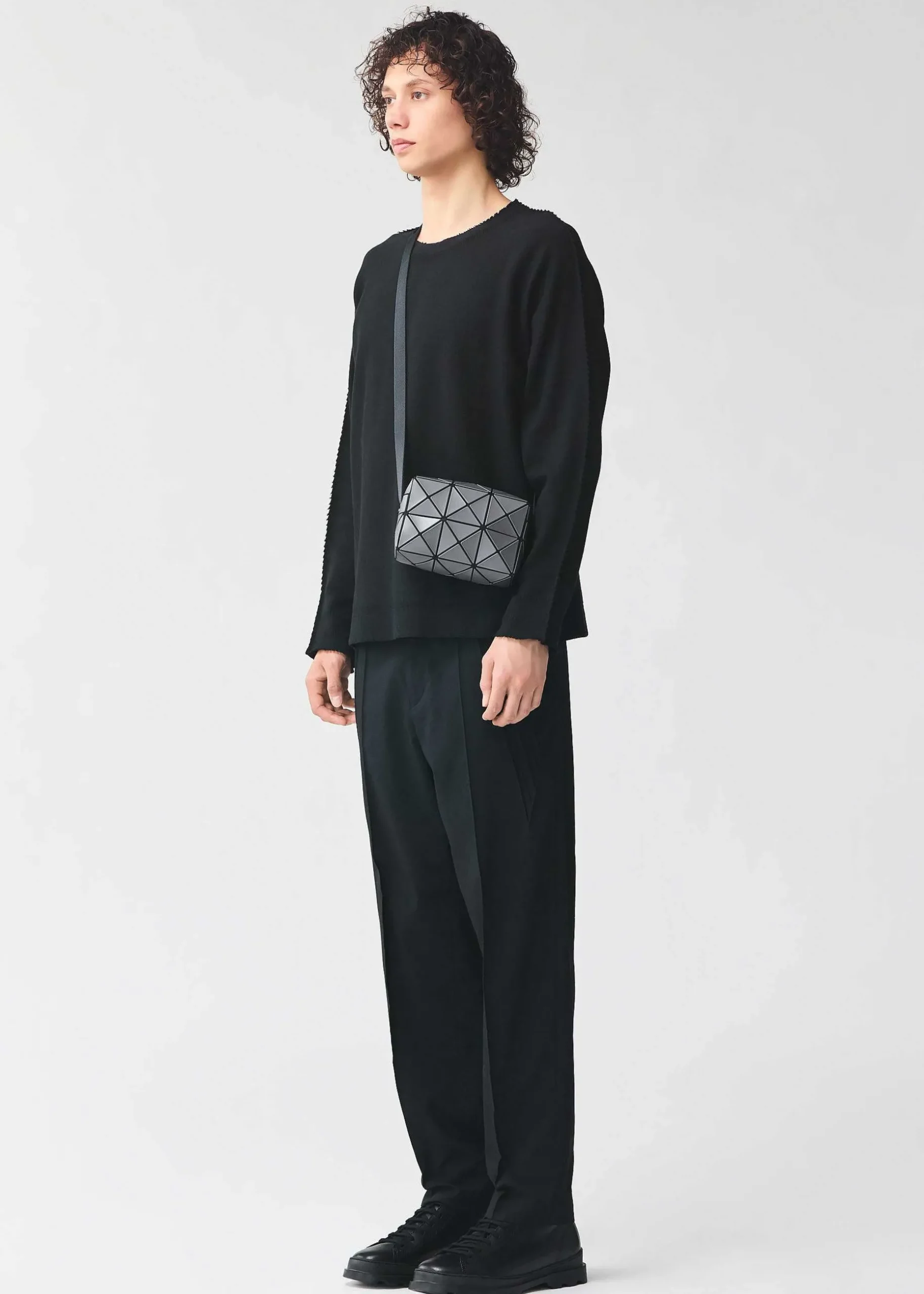 ISSEY MIYAKE Shoulder Bag|Cuboid