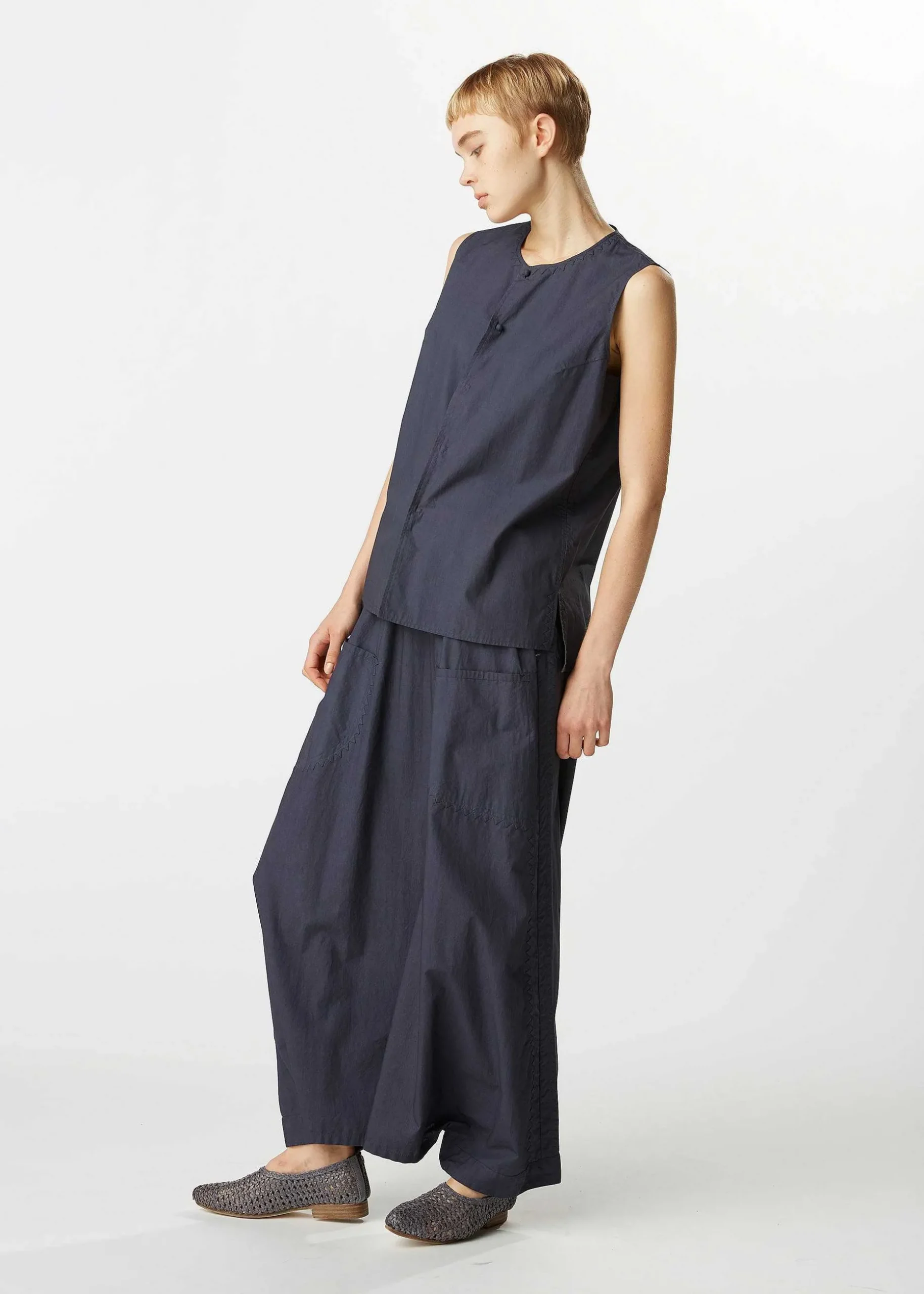 ISSEY MIYAKE Top|Curved Kangri