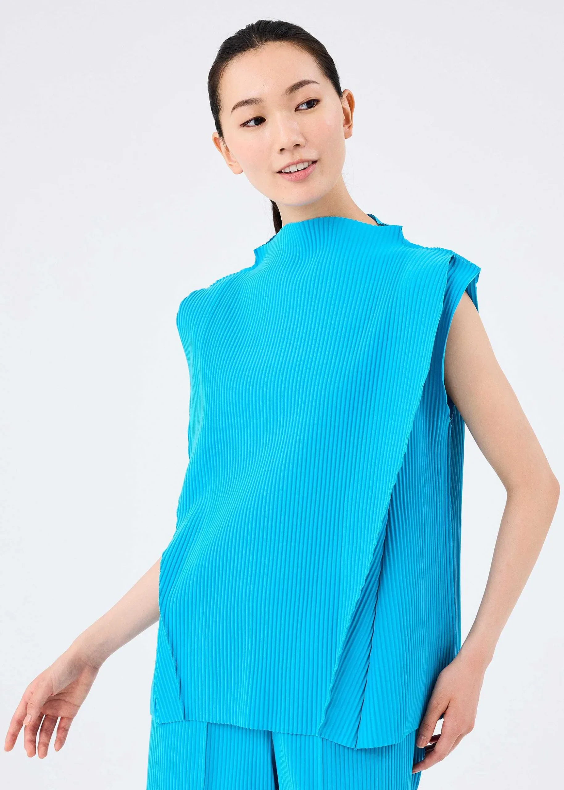 ISSEY MIYAKE Top|Curve Pleats