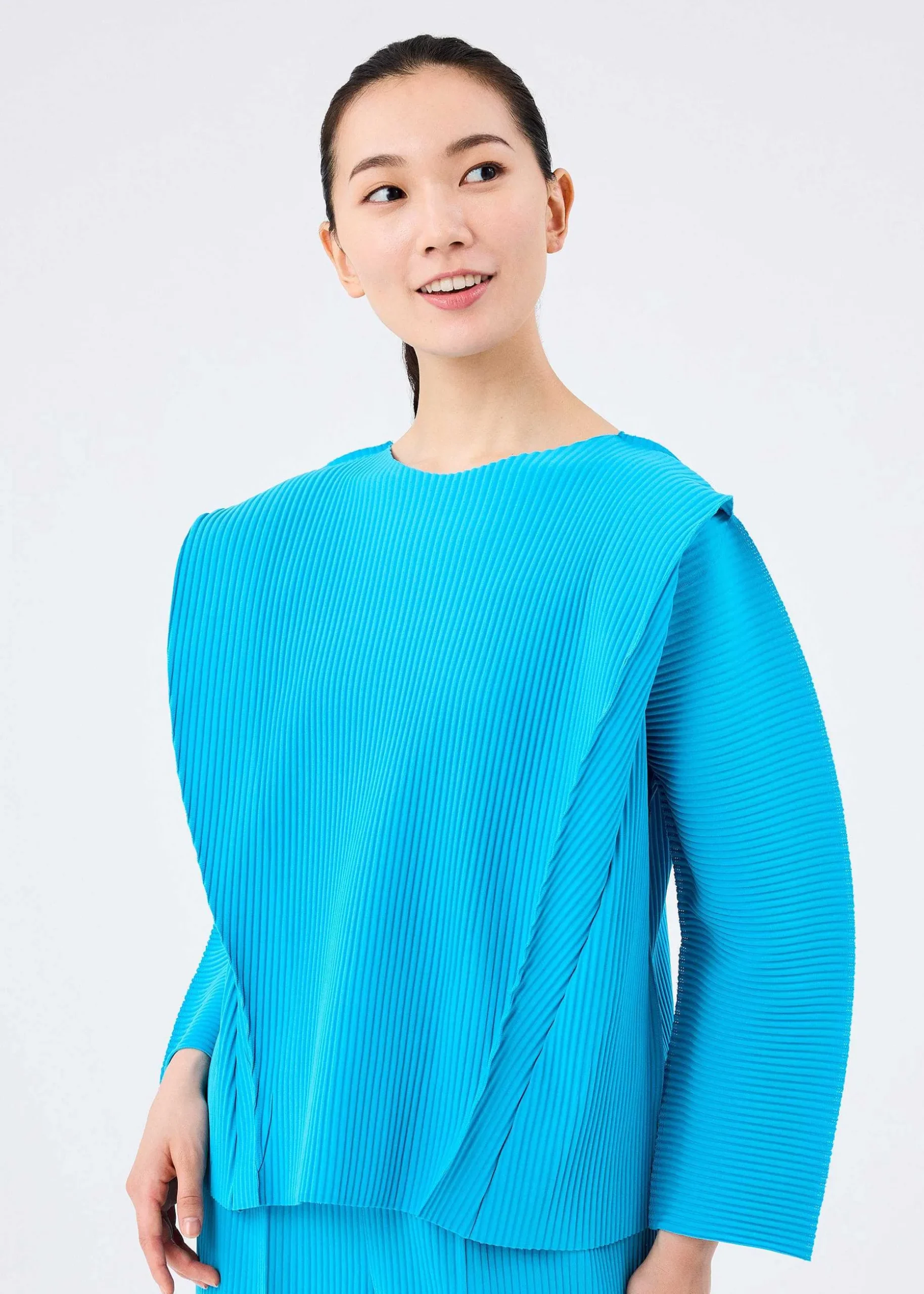 ISSEY MIYAKE Top|Curve Pleats