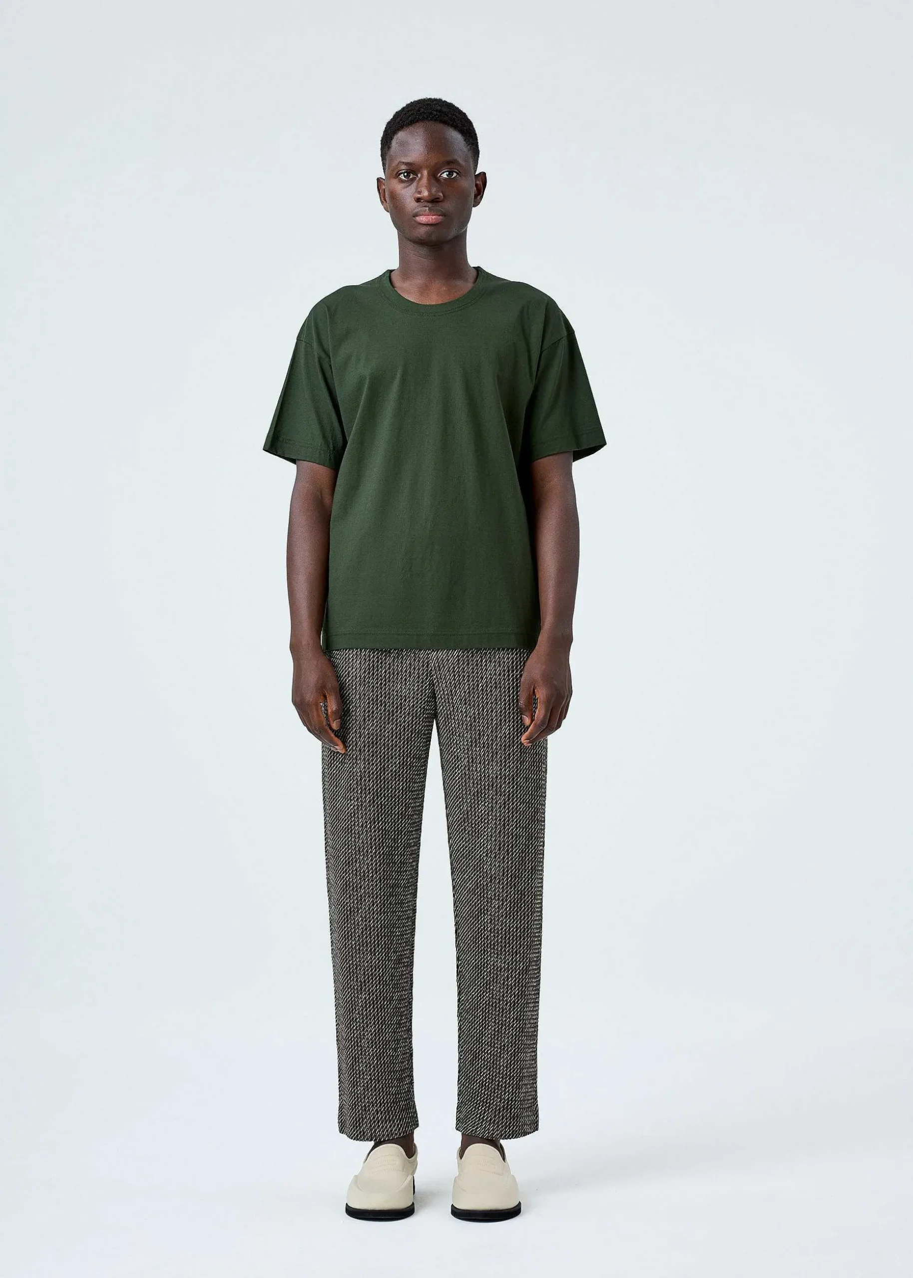 ISSEY MIYAKE Pants|Diagonals