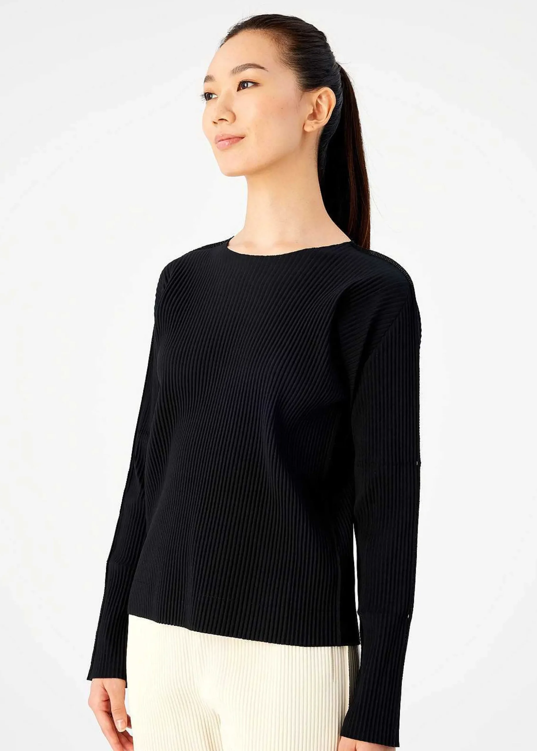 ISSEY MIYAKE Top|Fine Knit Pleats Black