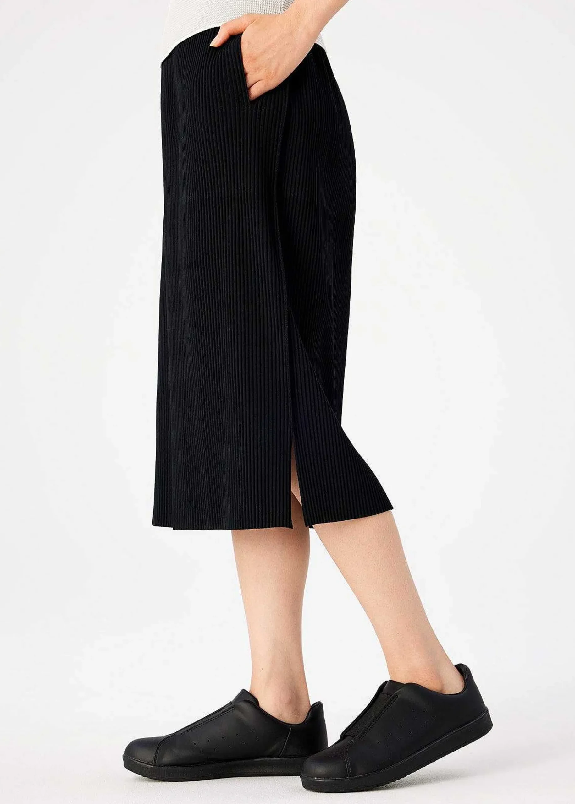ISSEY MIYAKE Skirt|Fine Knit Pleats Black
