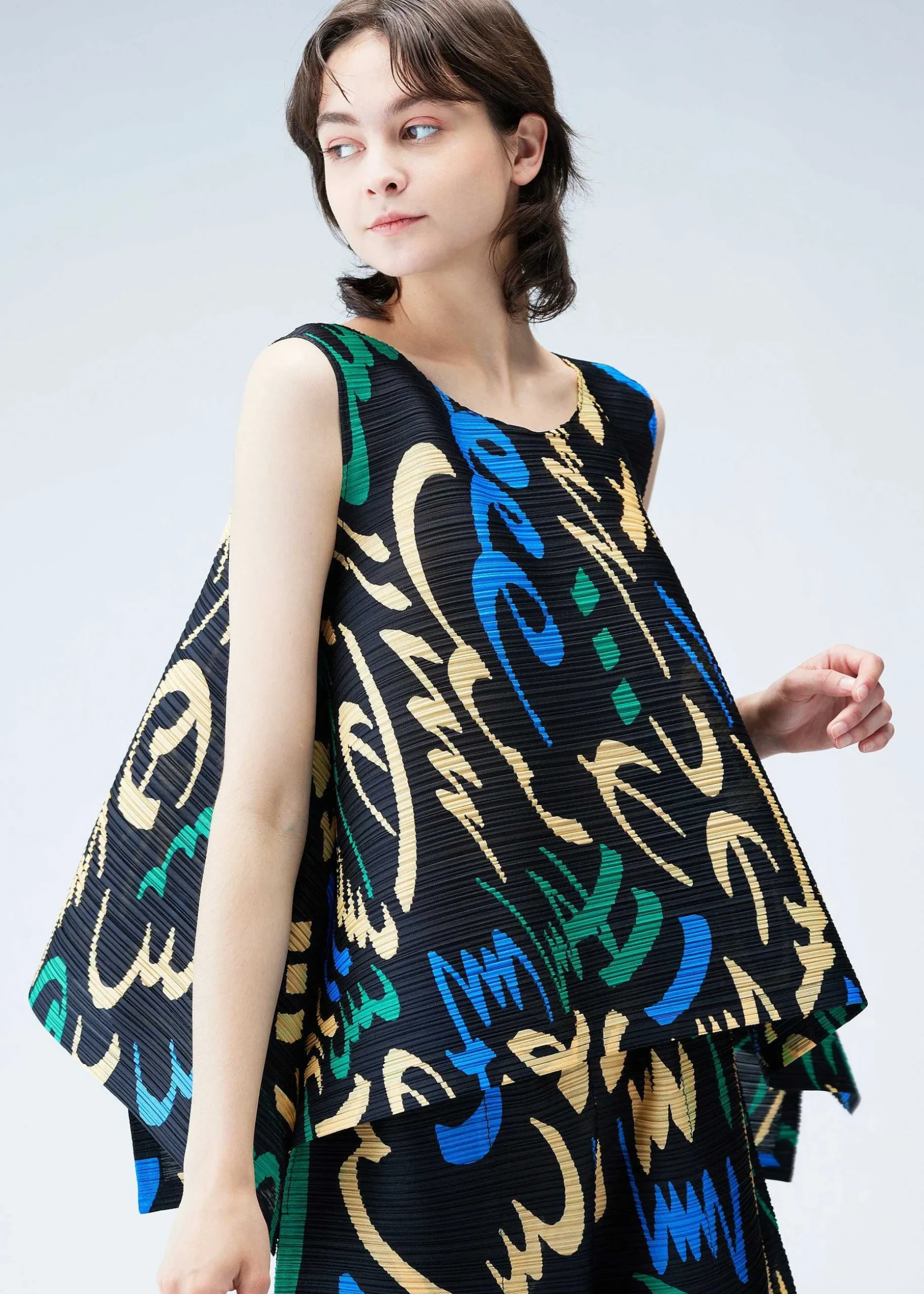 ISSEY MIYAKE Top|Fizzy