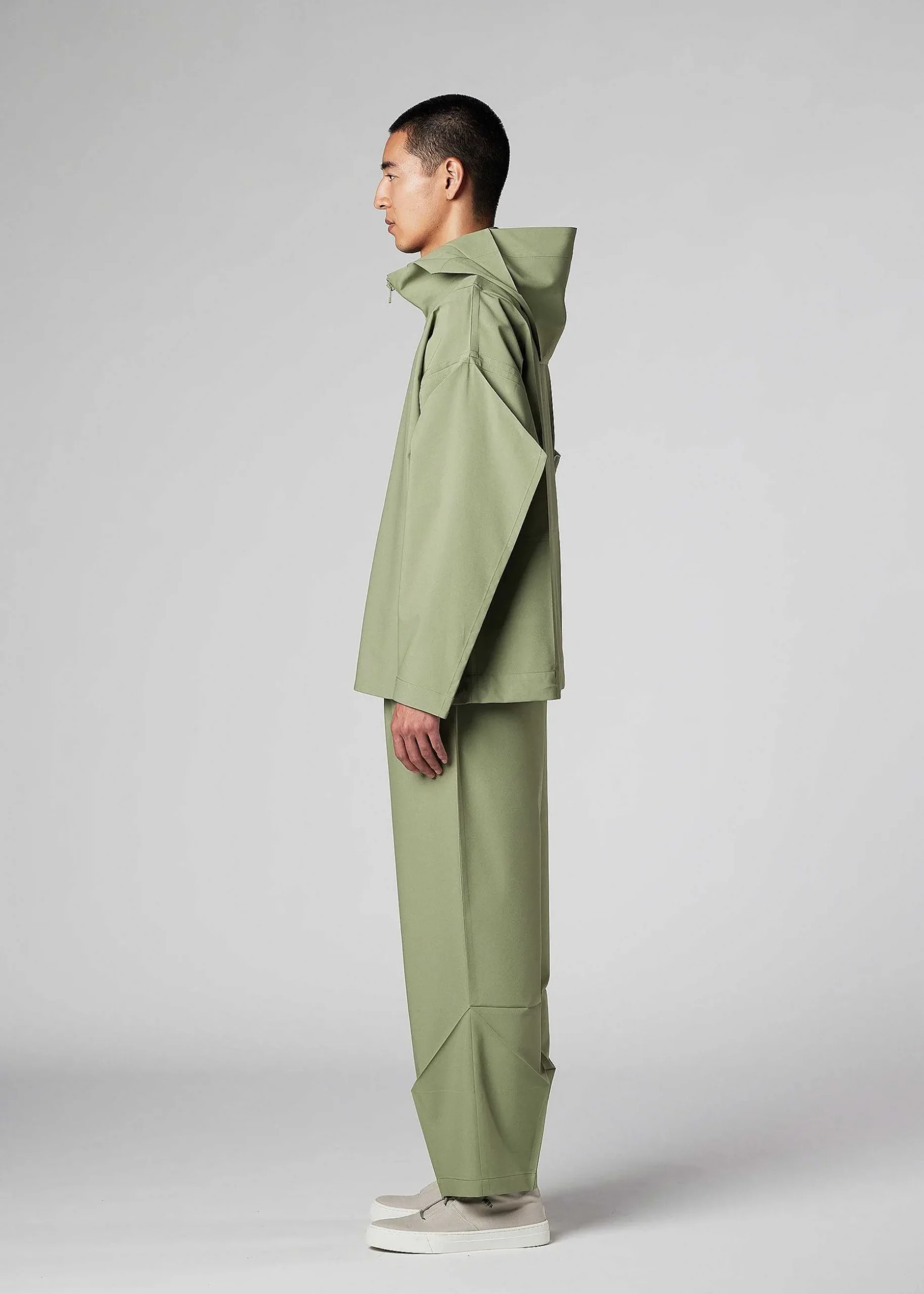 ISSEY MIYAKE Pants|Flat