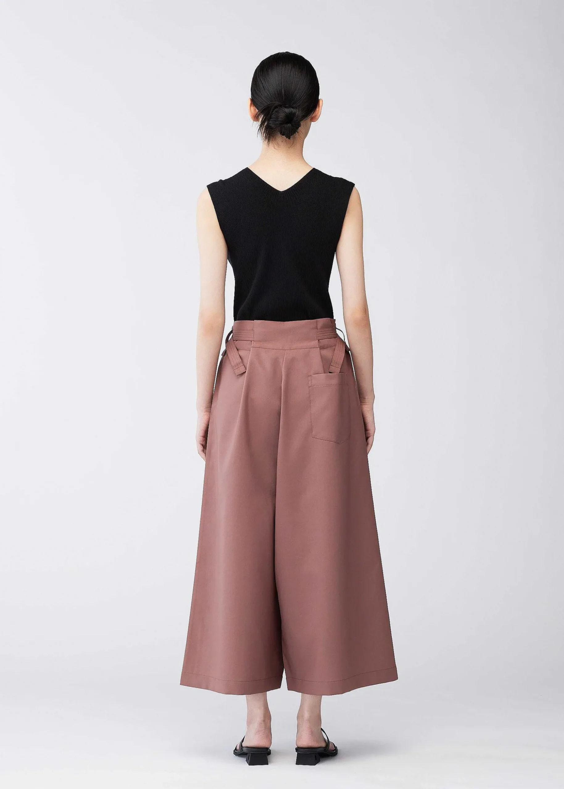 ISSEY MIYAKE Pants|Flat Bottoms