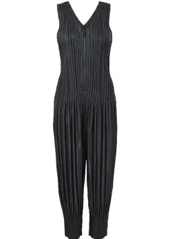 ISSEY MIYAKE Jumpsuits|Fluffy Basics